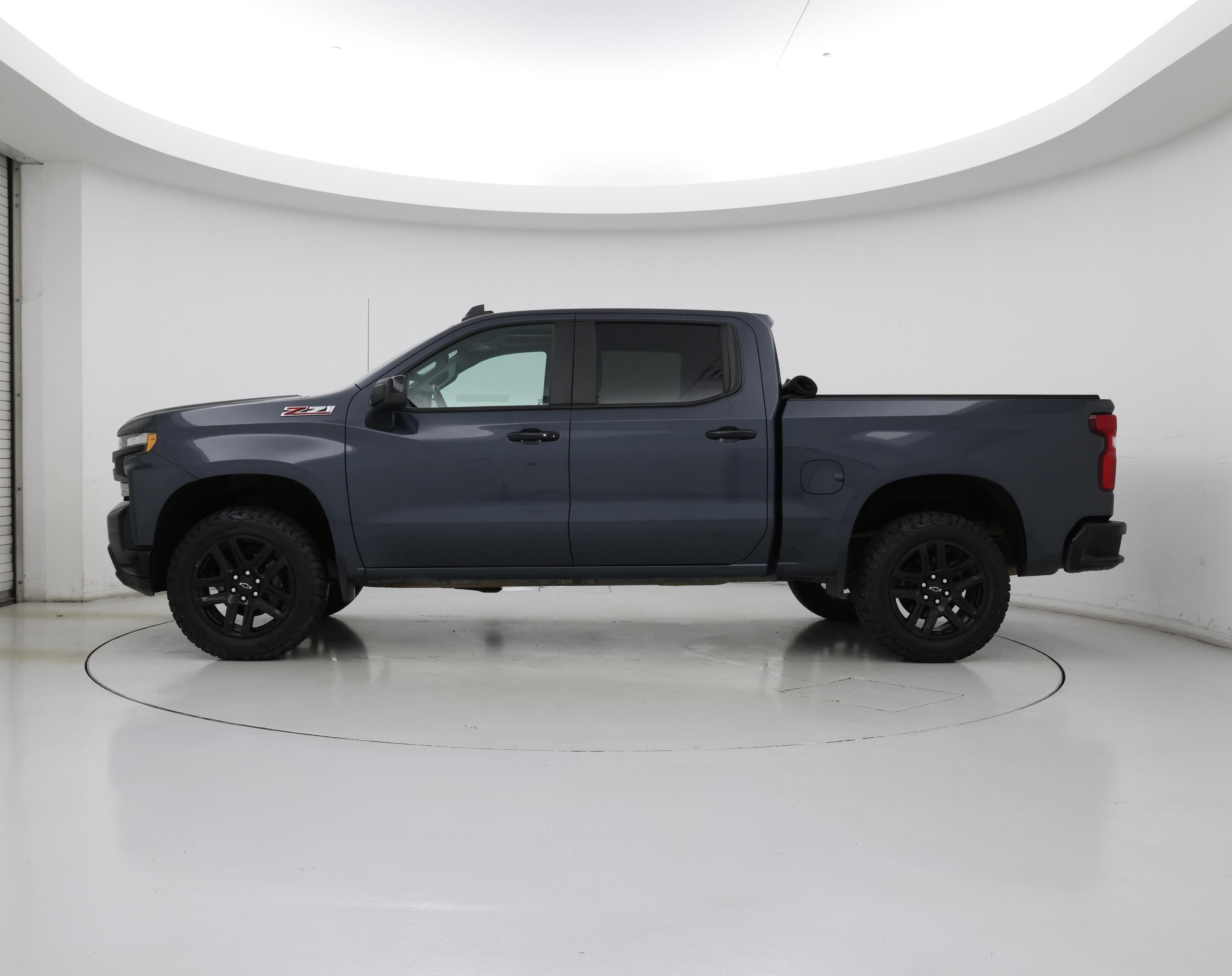Thumbnail: 2021 Chevrolet Silverado 1500 - 3