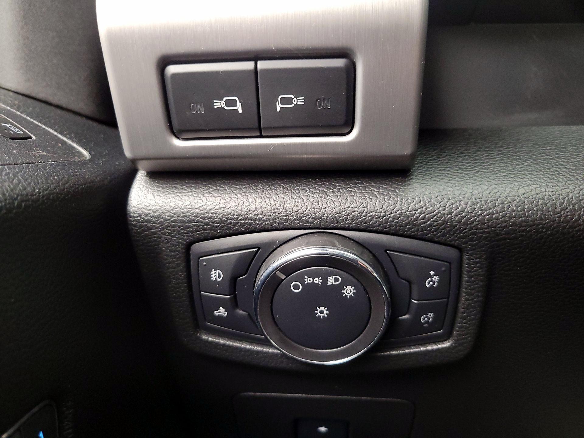 Thumbnail: 2015 Ford F-150 - 13