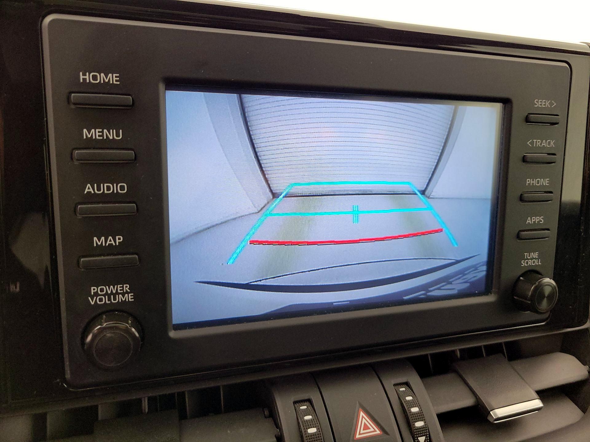 Thumbnail: 2019 Toyota RAV4 - 15