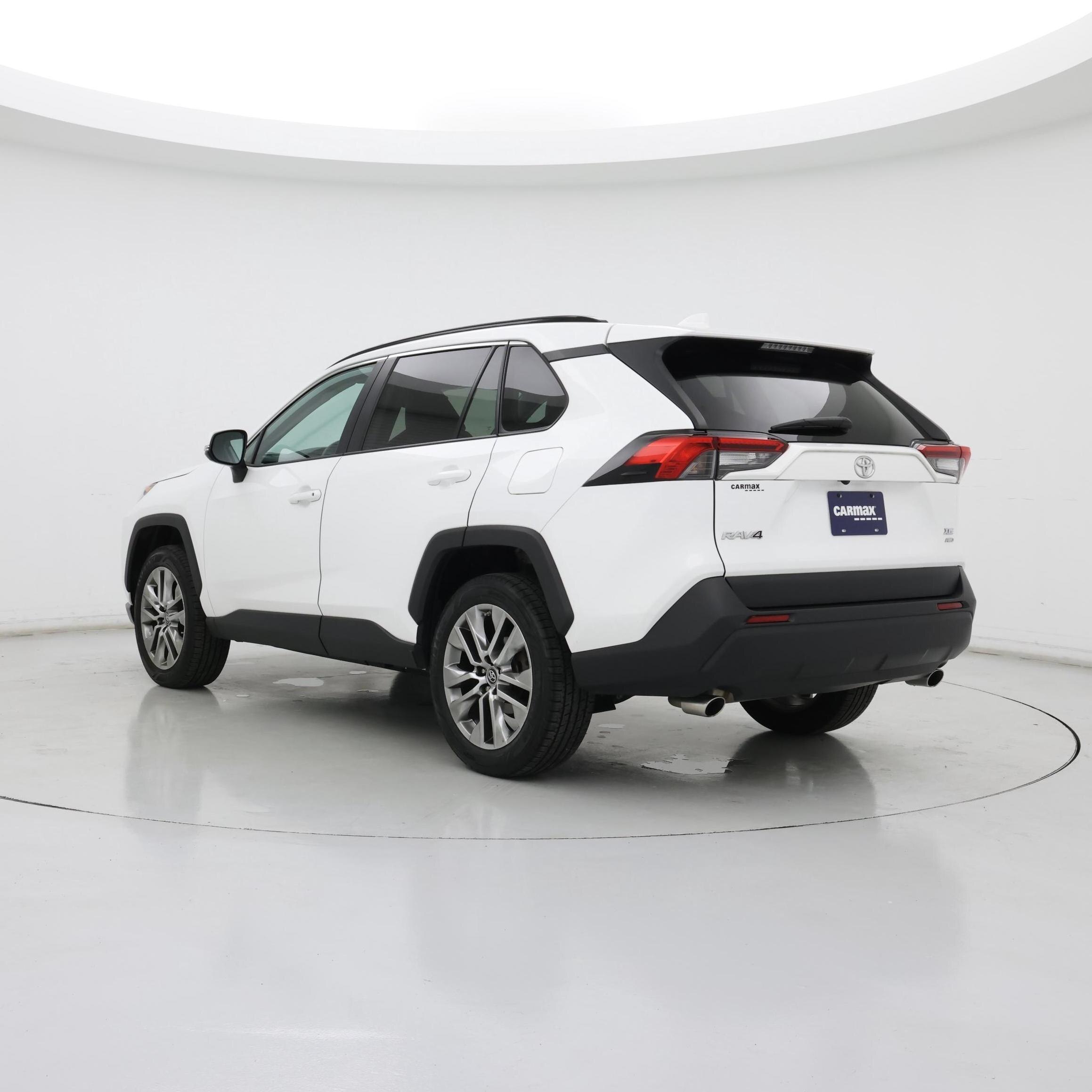 Thumbnail: 2019 Toyota RAV4 - 2