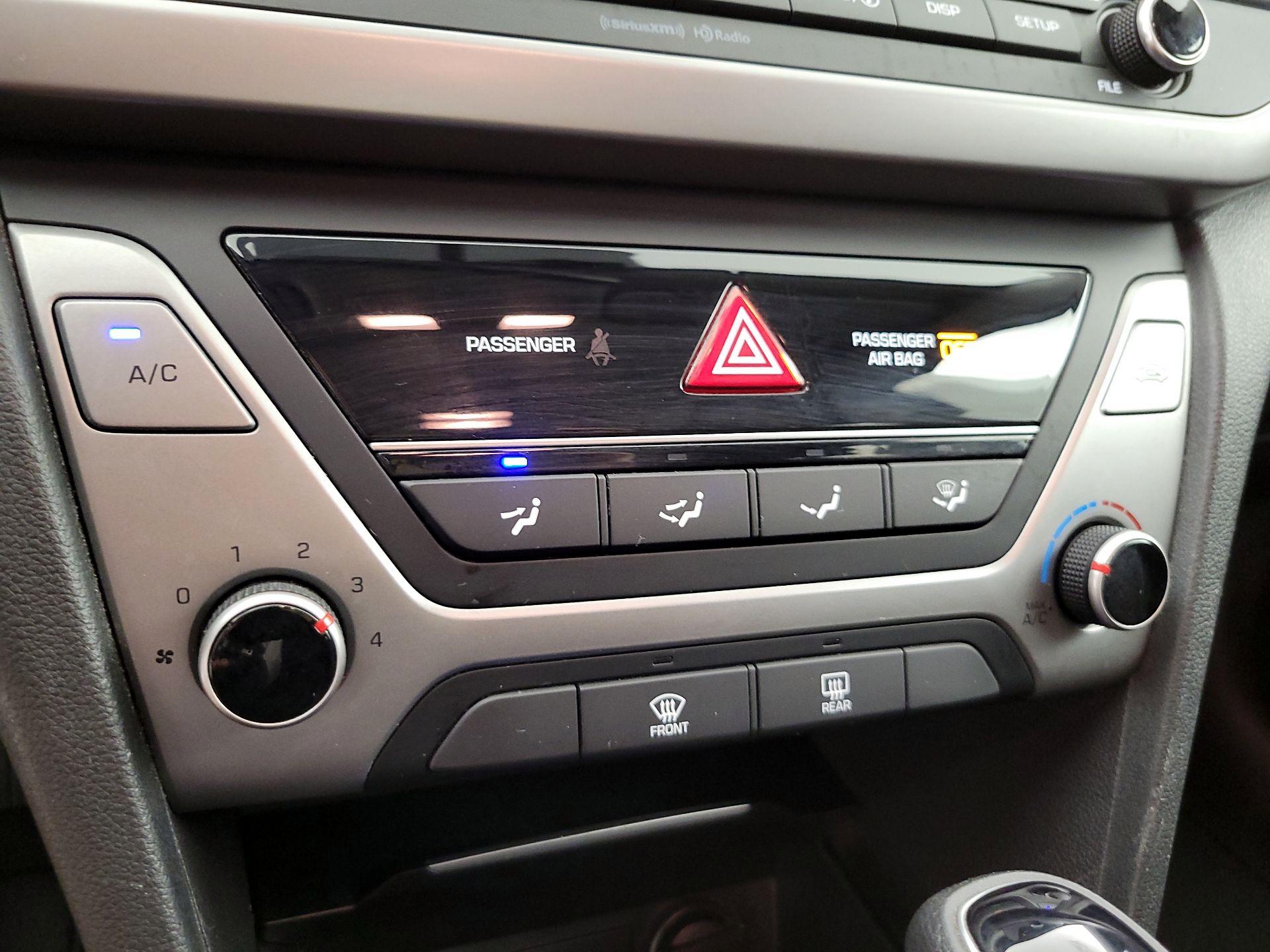 Thumbnail: 2018 Hyundai Elantra - 16