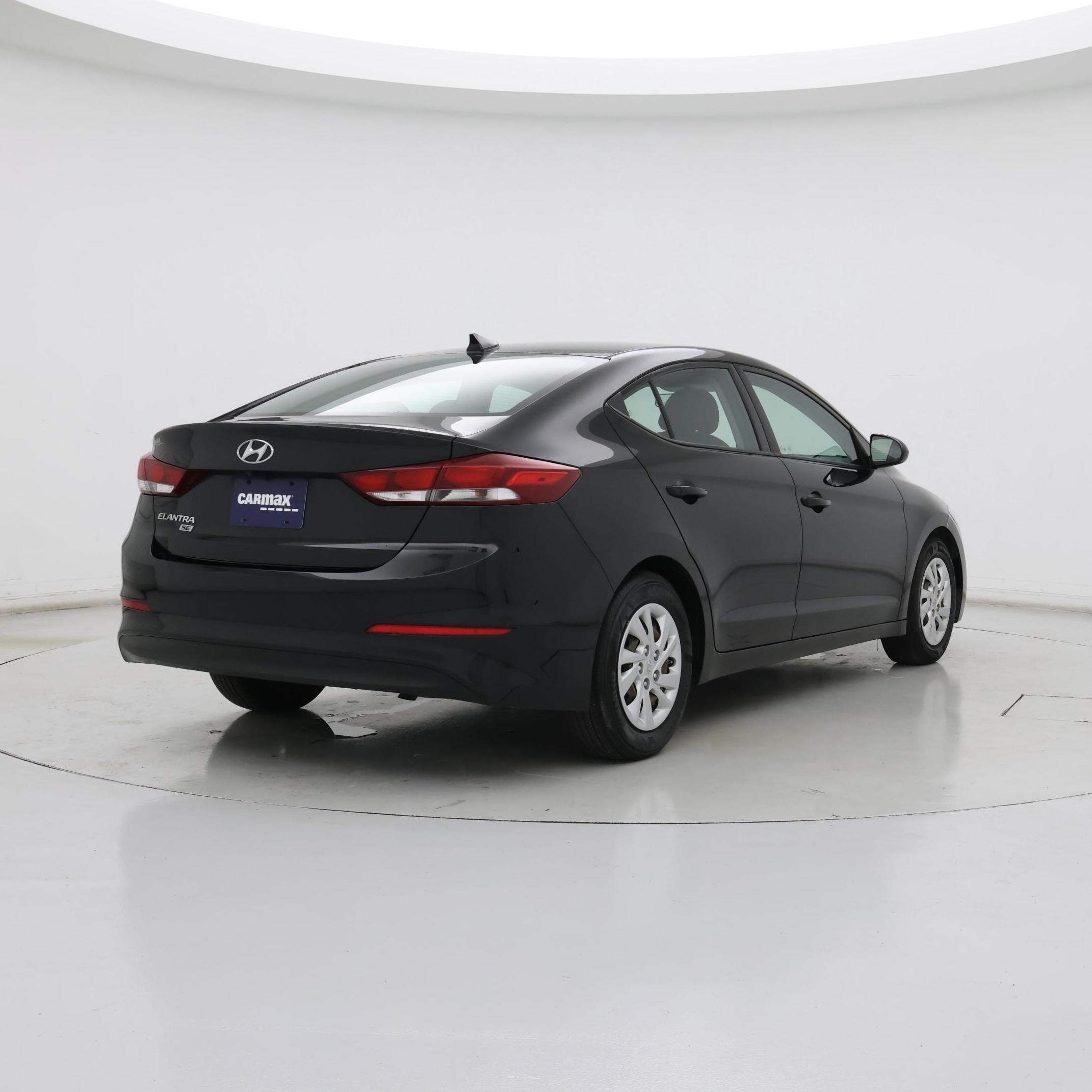 Thumbnail: 2018 Hyundai Elantra - 8