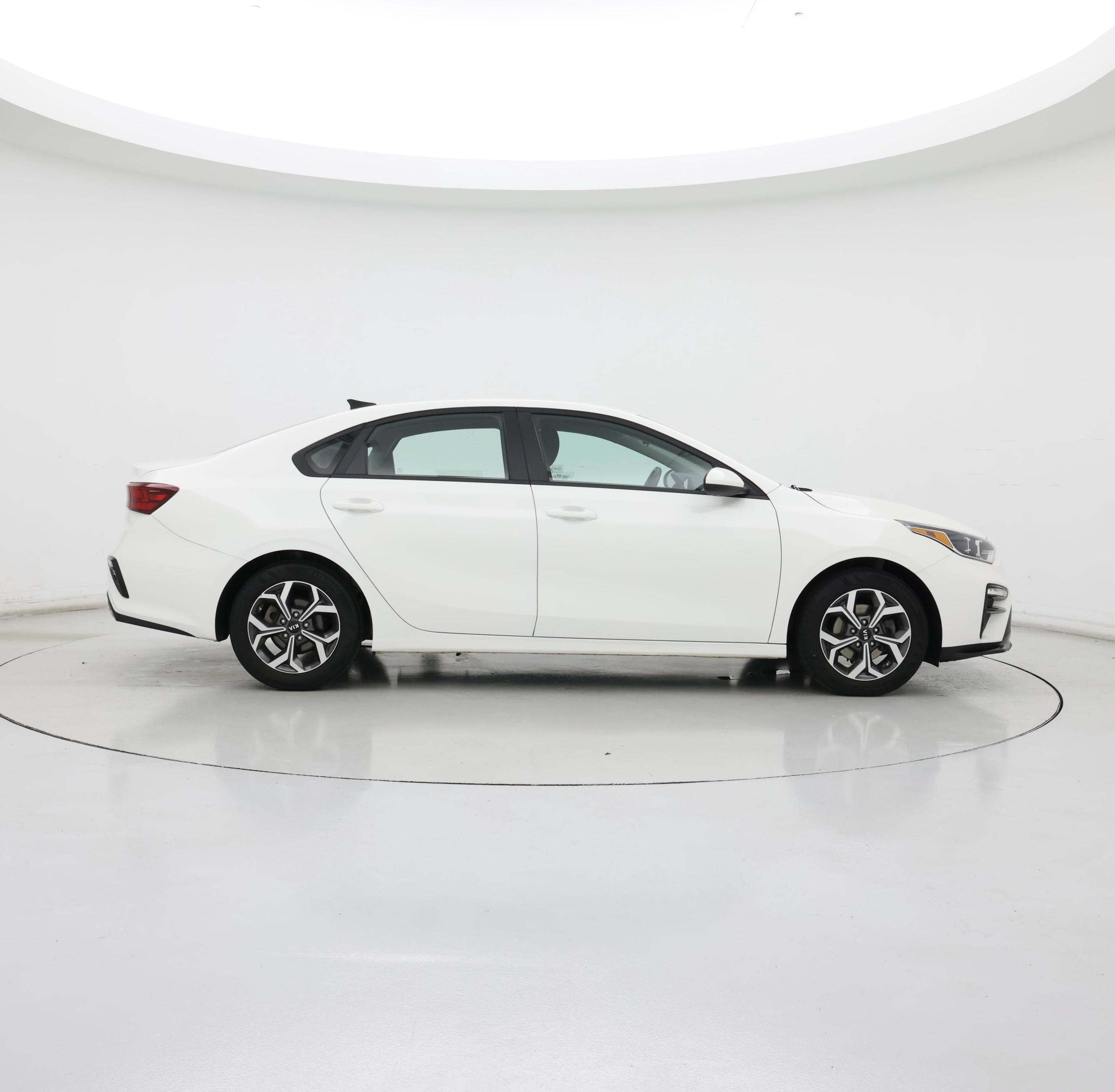 Thumbnail: 2019 Kia Forte - 7
