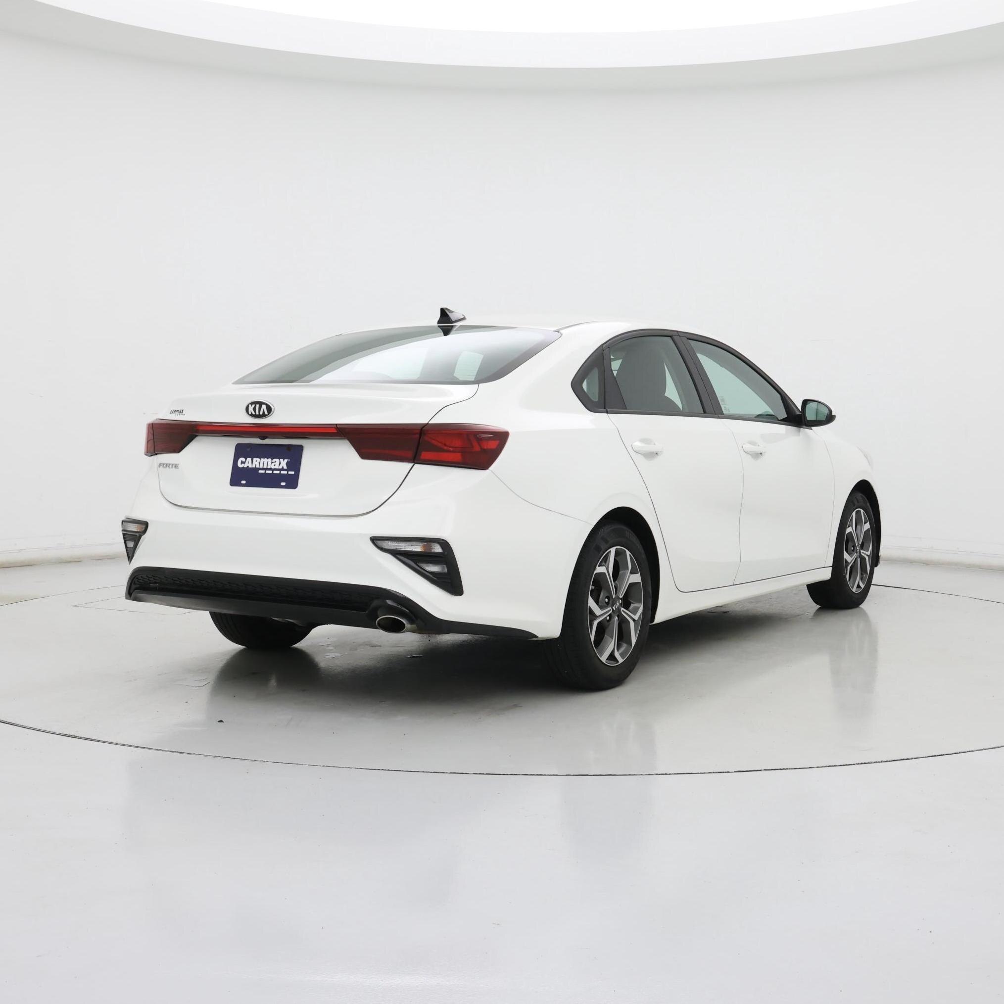Thumbnail: 2019 Kia Forte - 8