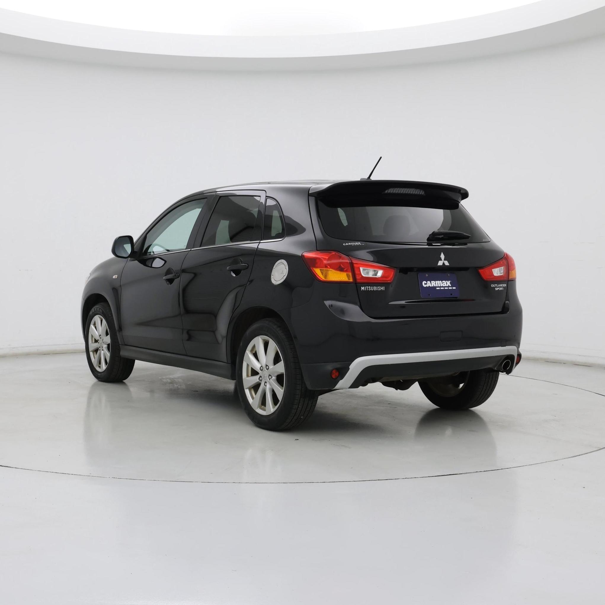 Thumbnail: 2014 Mitsubishi Outlander Sport - 2