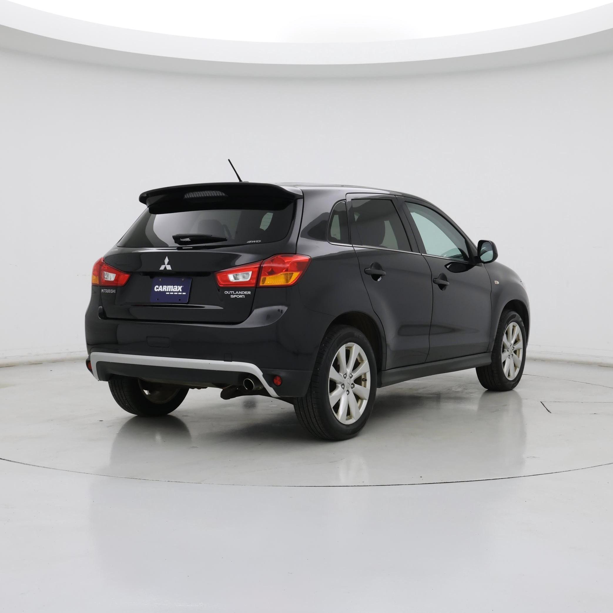 Thumbnail: 2014 Mitsubishi Outlander Sport - 8