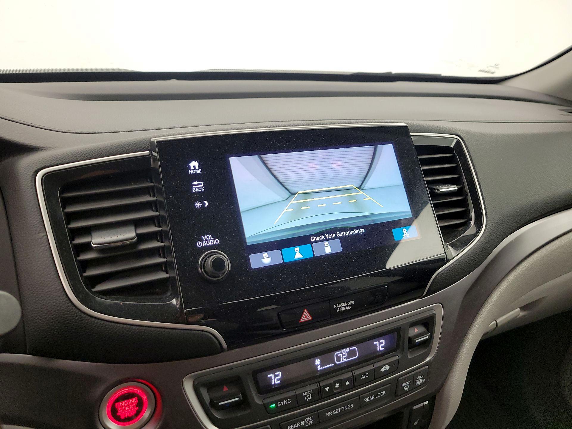Thumbnail: 2019 Honda Pilot - 14