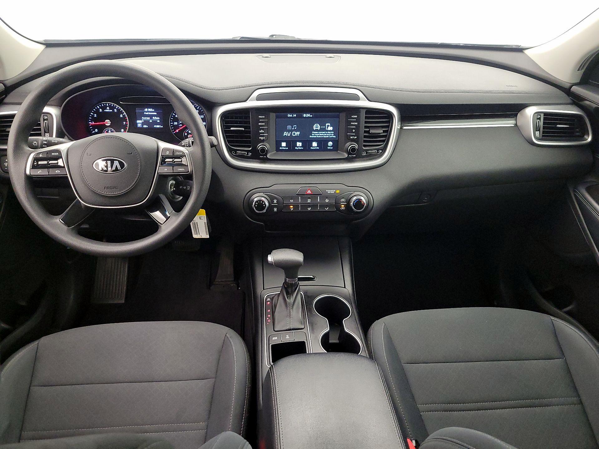 Thumbnail: 2019 Kia Sorento - 9