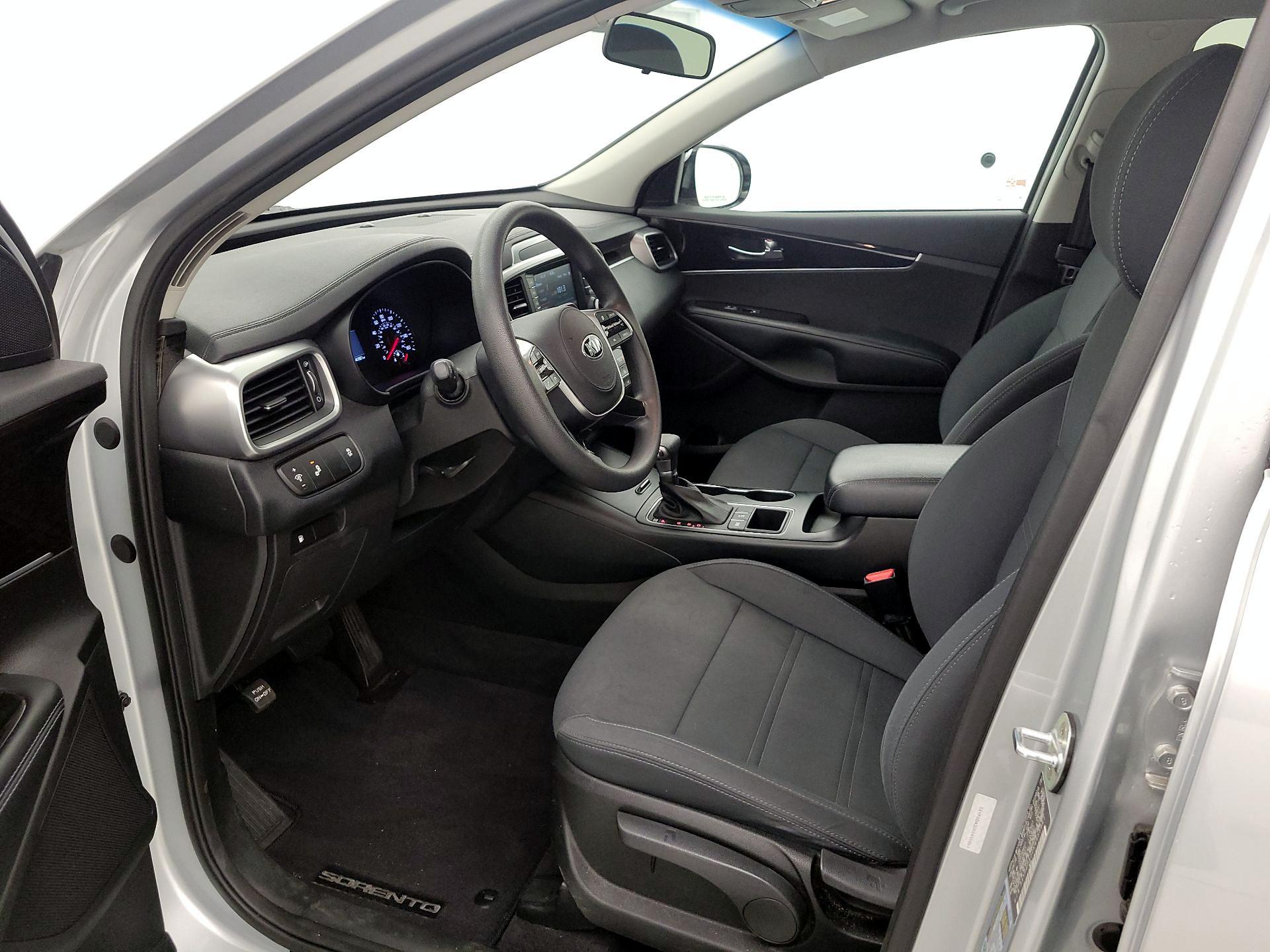 Thumbnail: 2019 Kia Sorento - 11