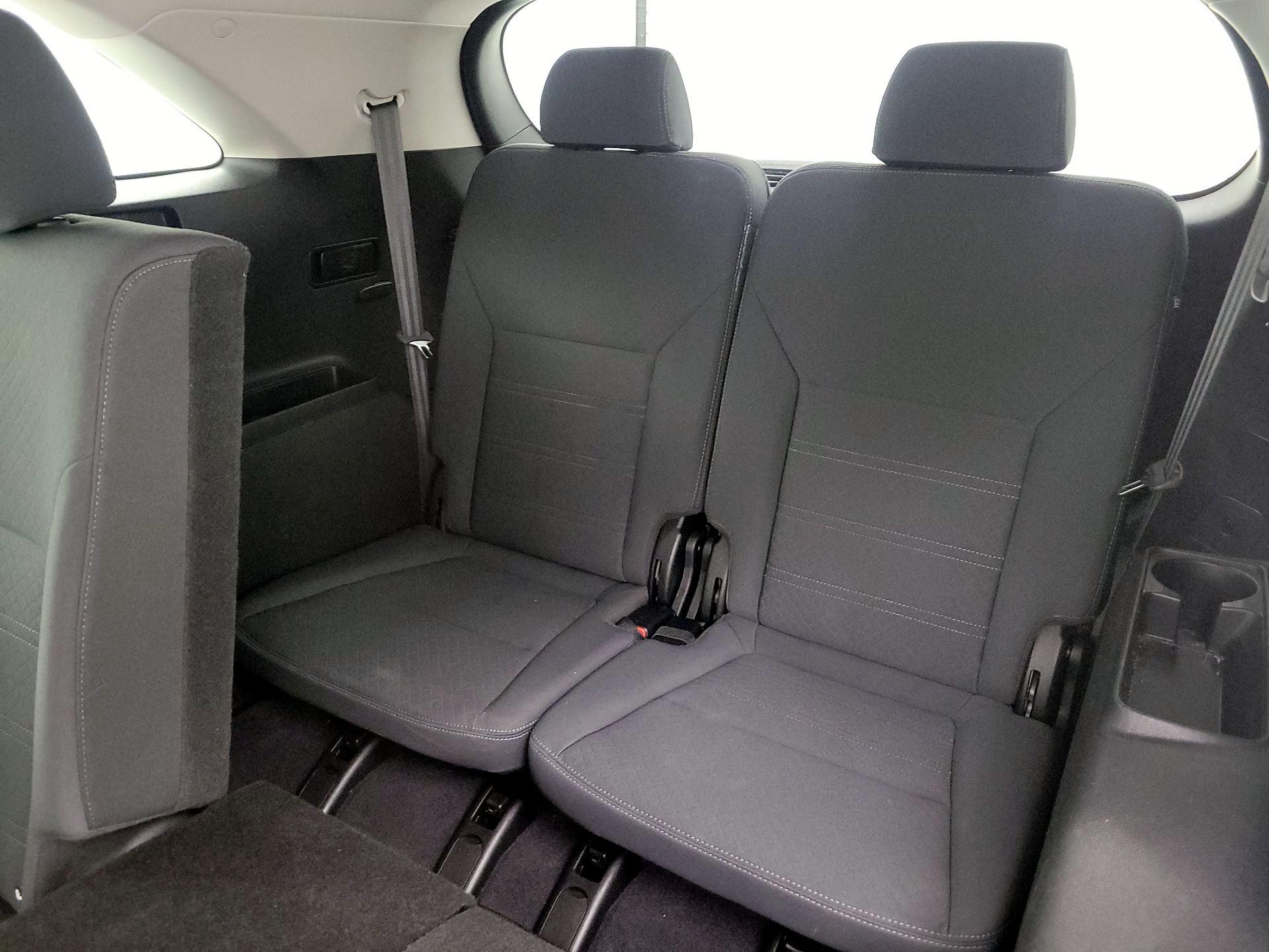 Thumbnail: 2019 Kia Sorento - 20