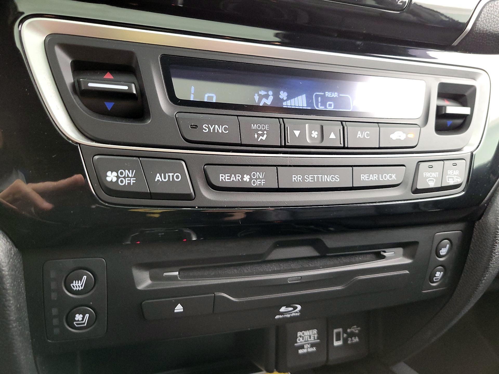 Thumbnail: 2021 Honda Pilot - 17
