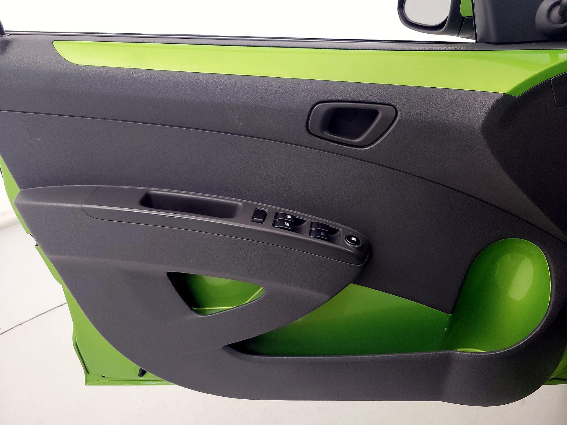 Thumbnail: 2014 Chevrolet Spark - 12