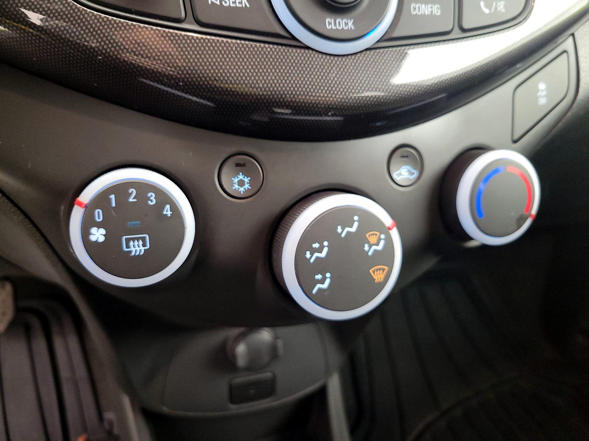 Thumbnail: 2014 Chevrolet Spark - 15