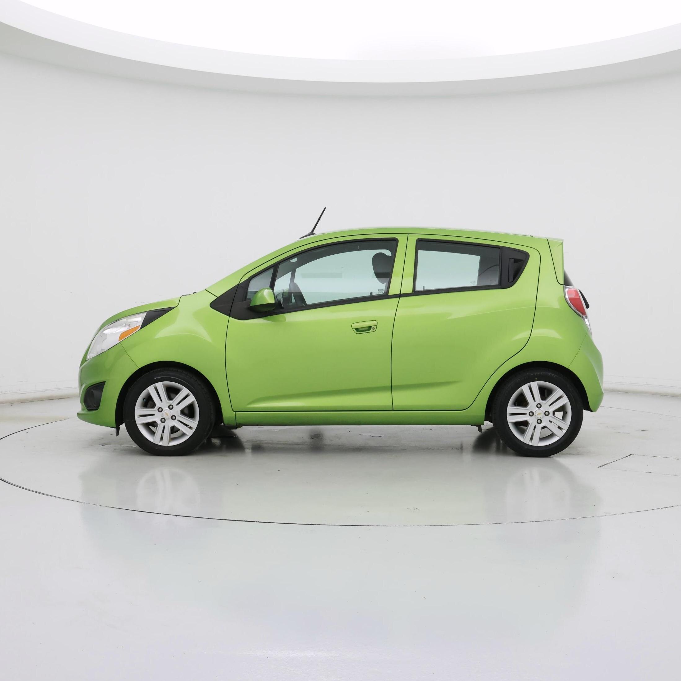 Thumbnail: 2014 Chevrolet Spark - 3
