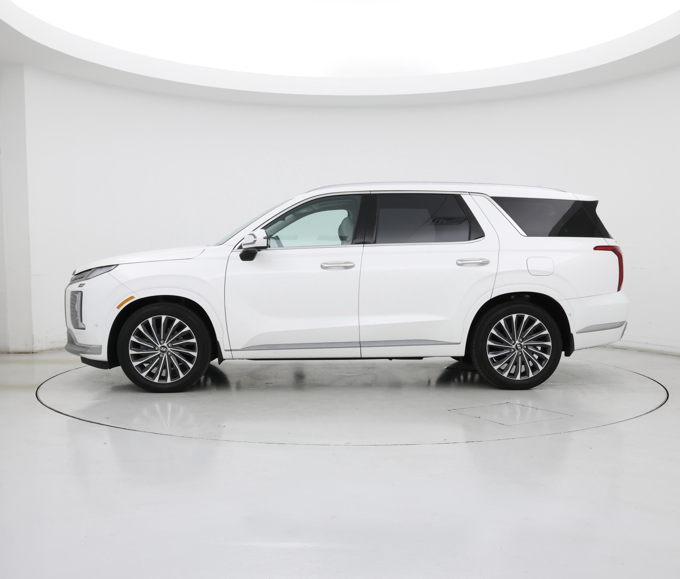Thumbnail: 2023 Hyundai Palisade - 3