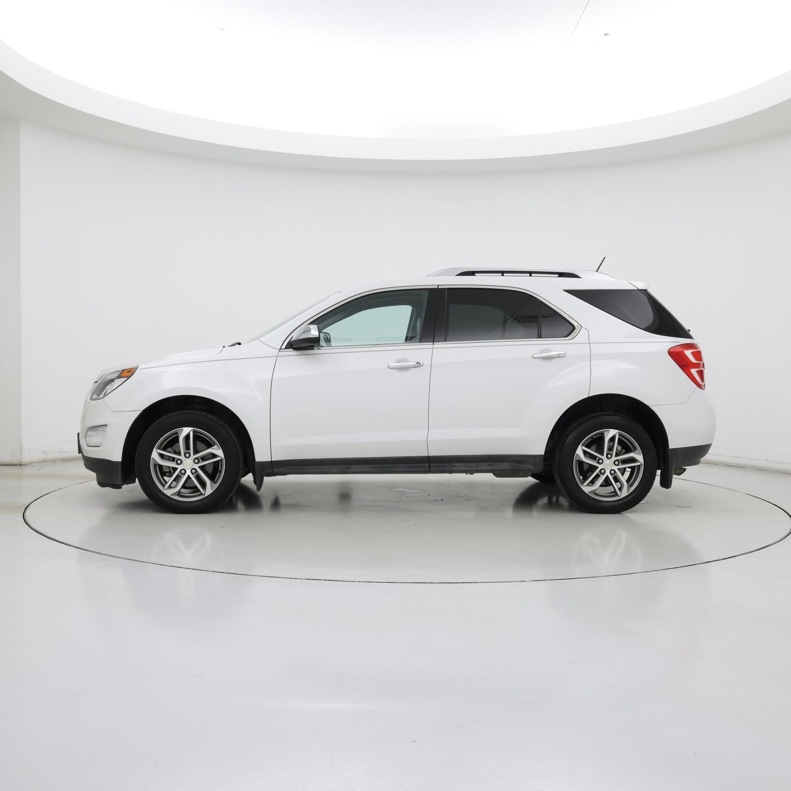Thumbnail: 2016 Chevrolet Equinox - 3