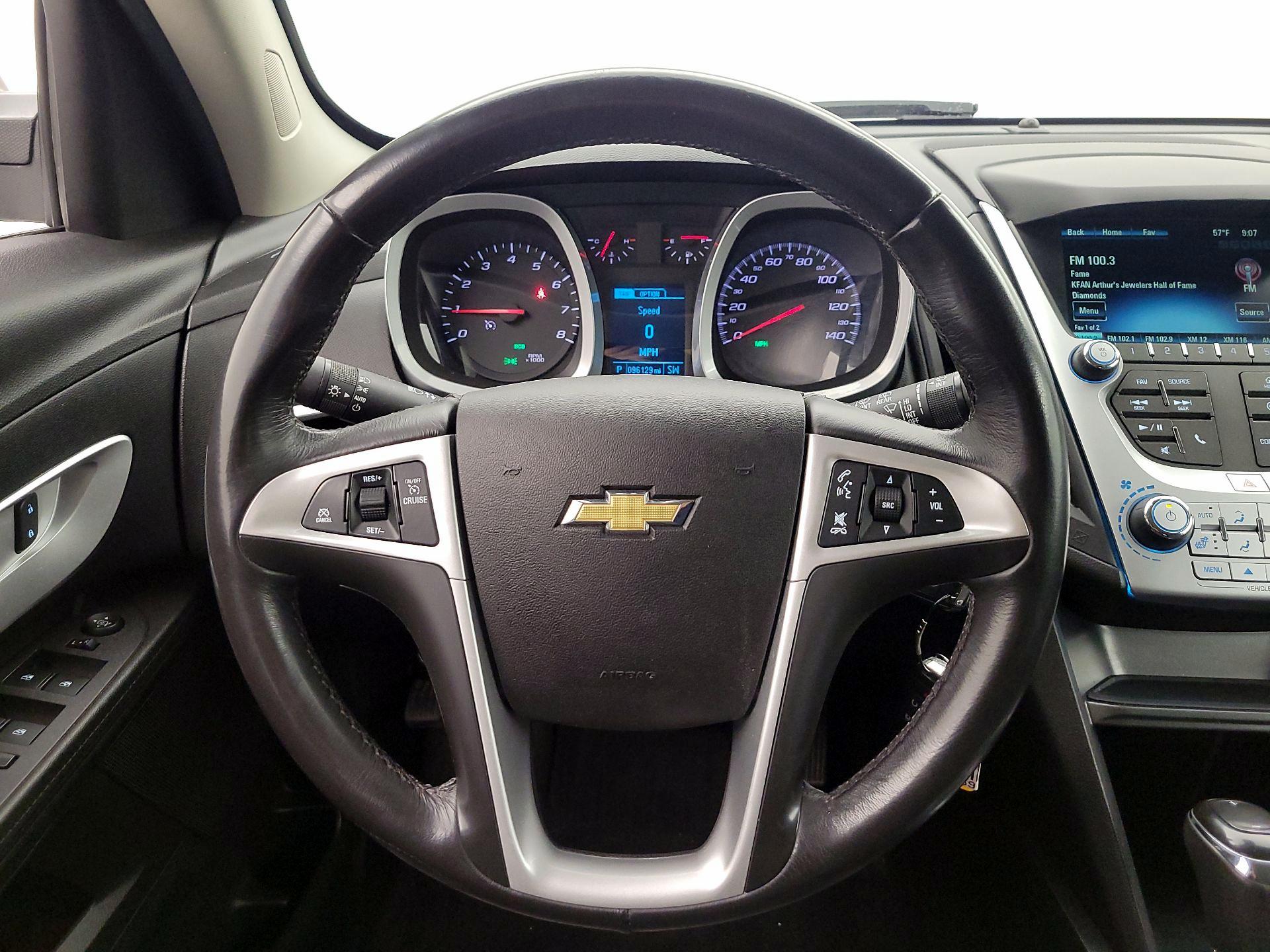 Thumbnail: 2017 Chevrolet Equinox - 10