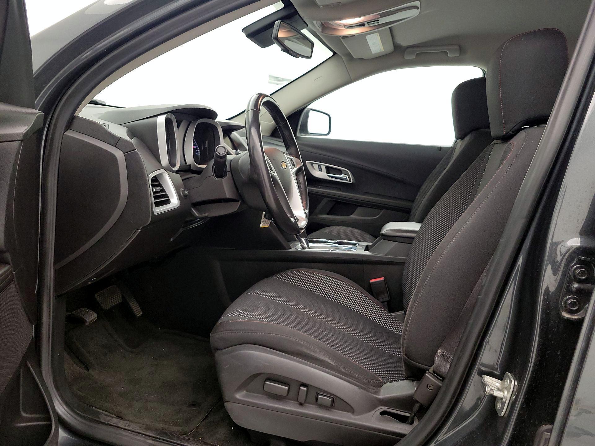 Thumbnail: 2017 Chevrolet Equinox - 11