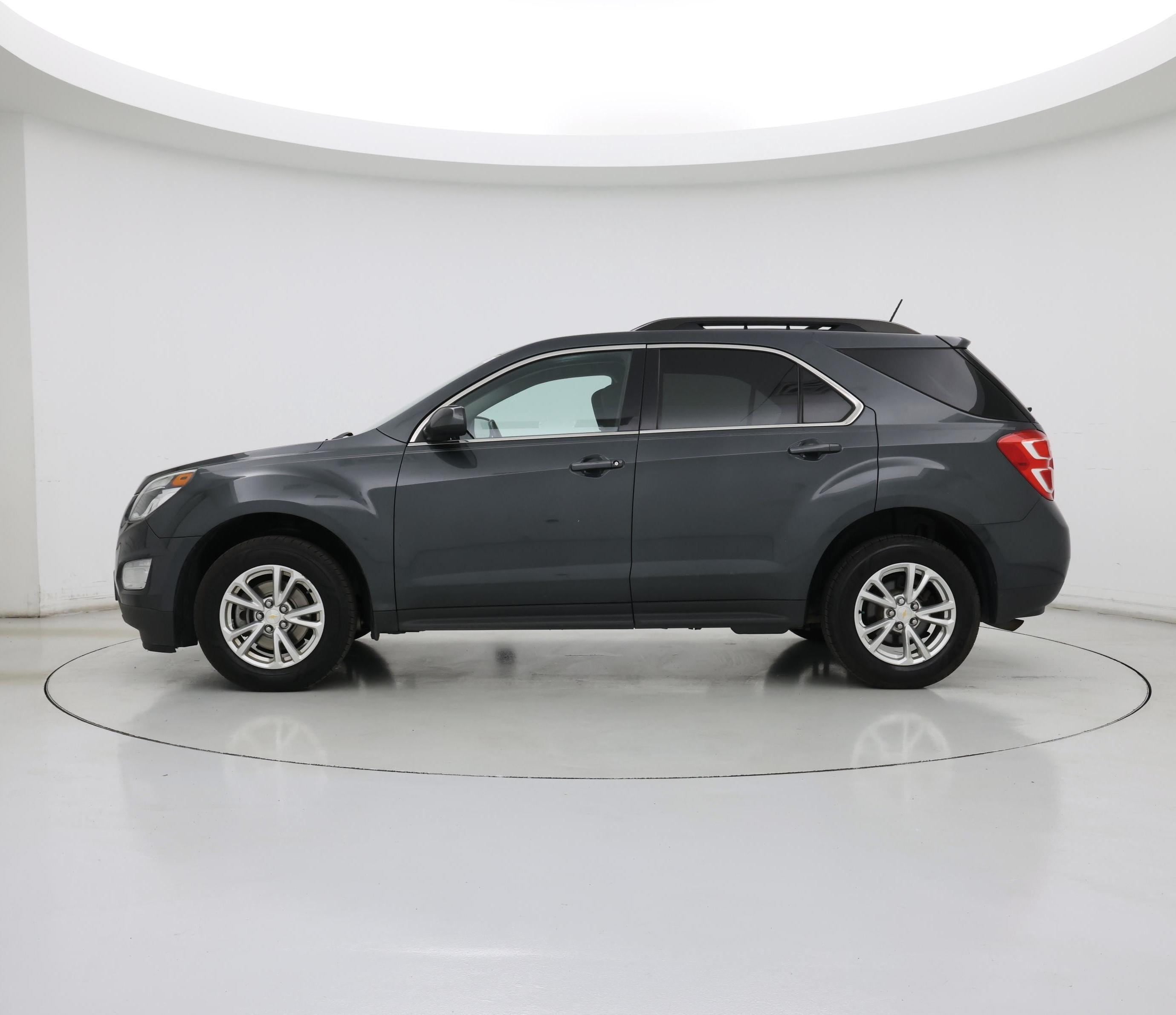 Thumbnail: 2017 Chevrolet Equinox - 3