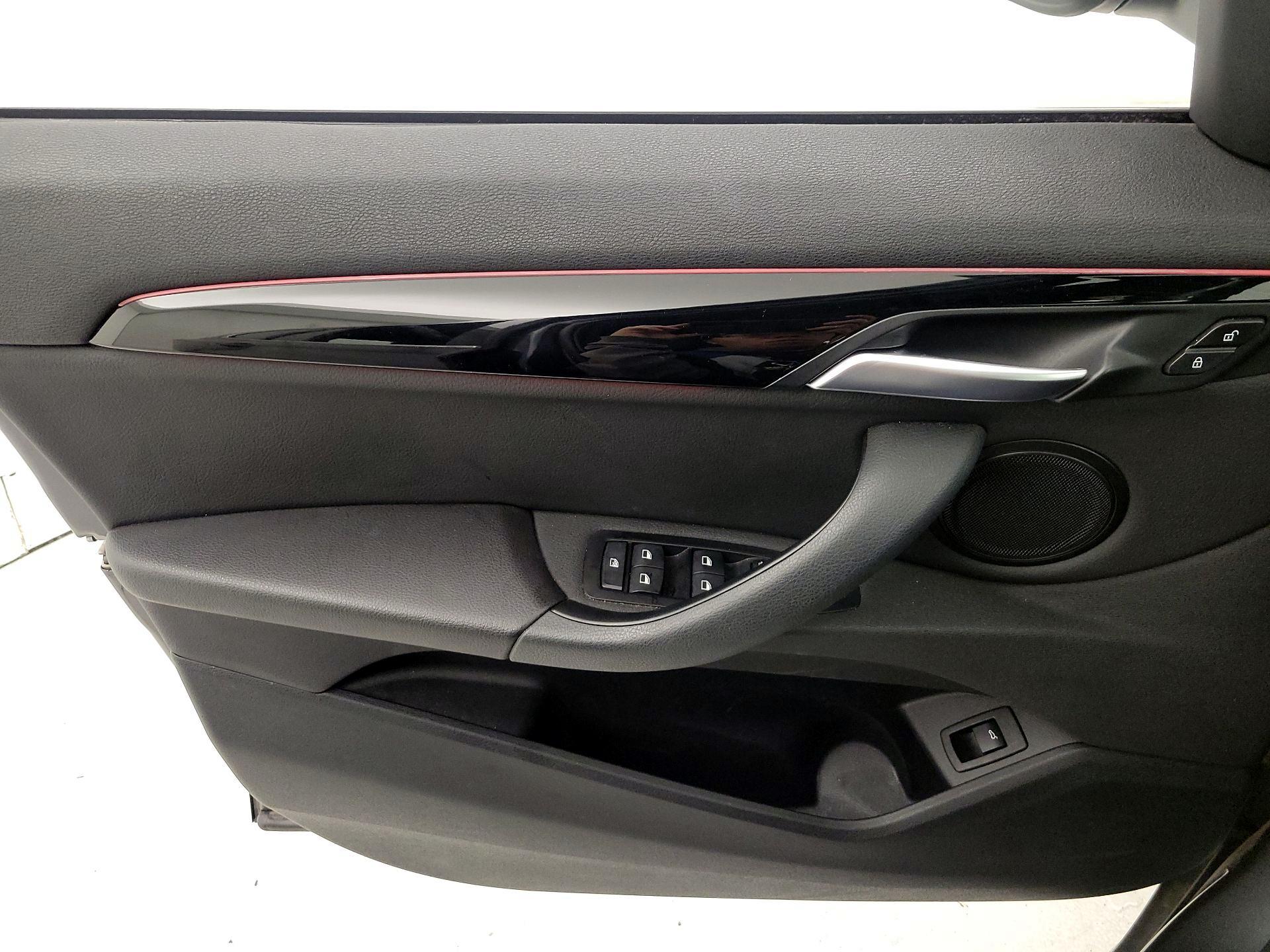 Thumbnail: 2021 BMW X1 - 12