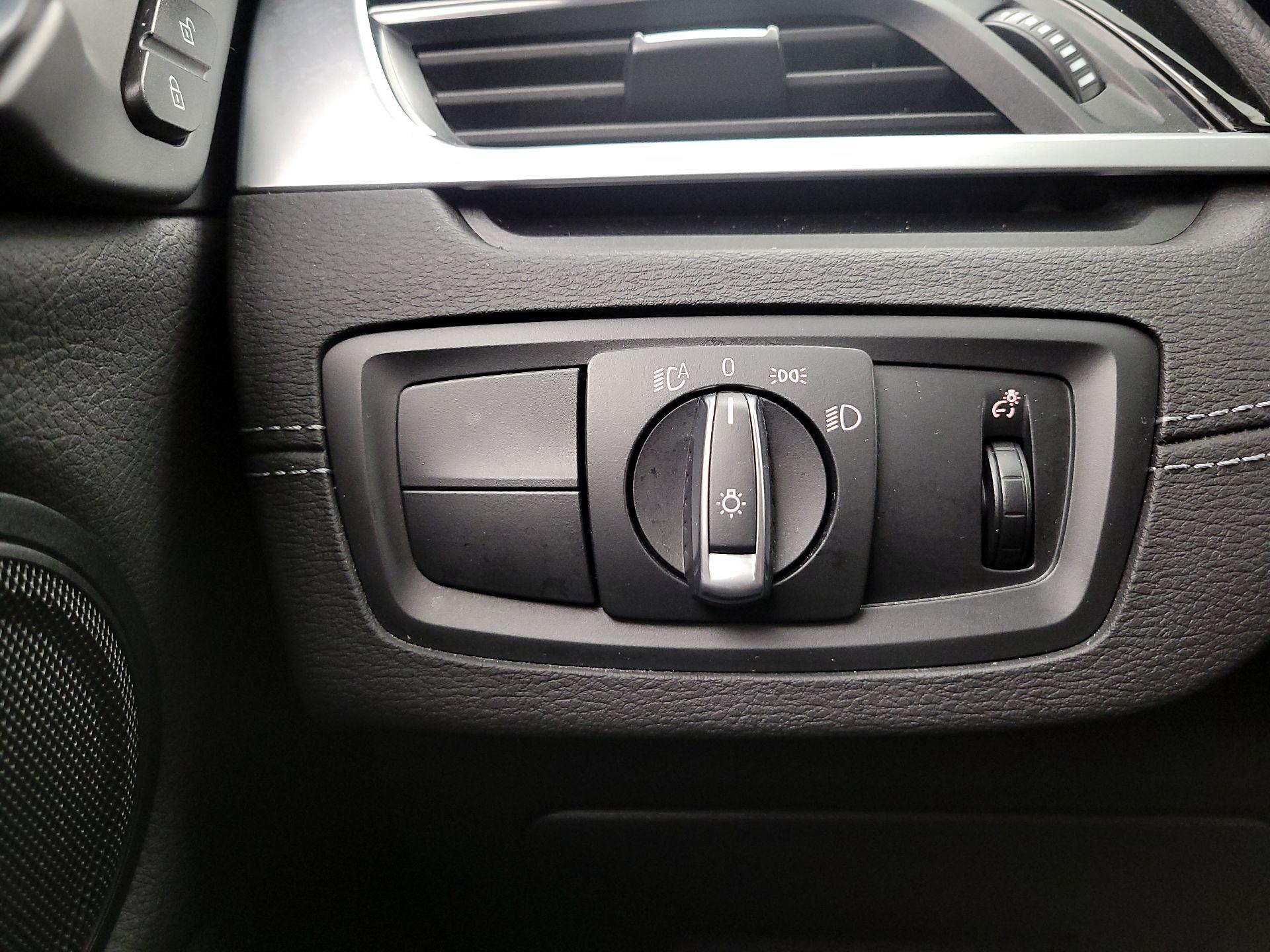 Thumbnail: 2021 BMW X1 - 13