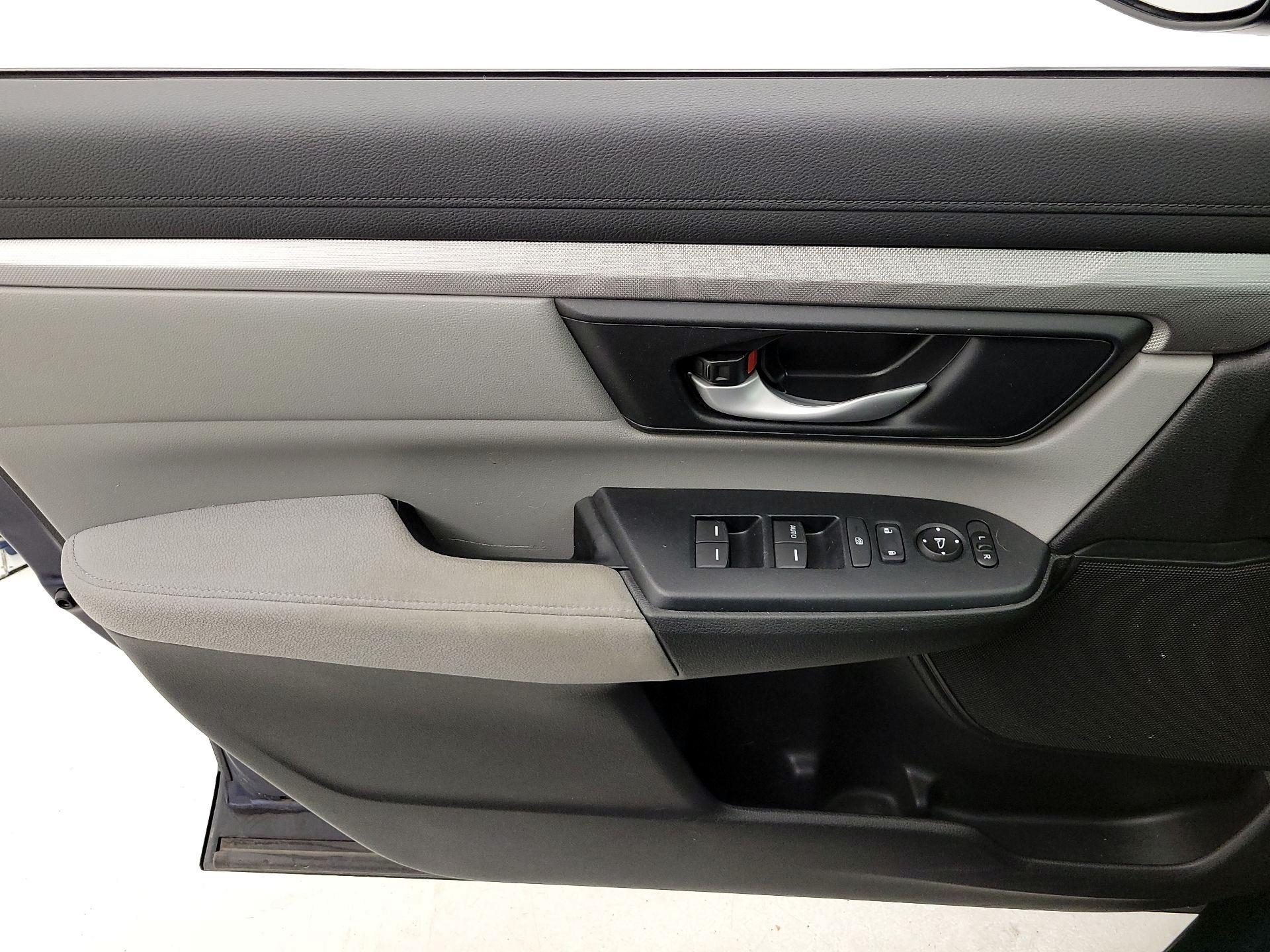Thumbnail: 2017 Honda CR-V - 12