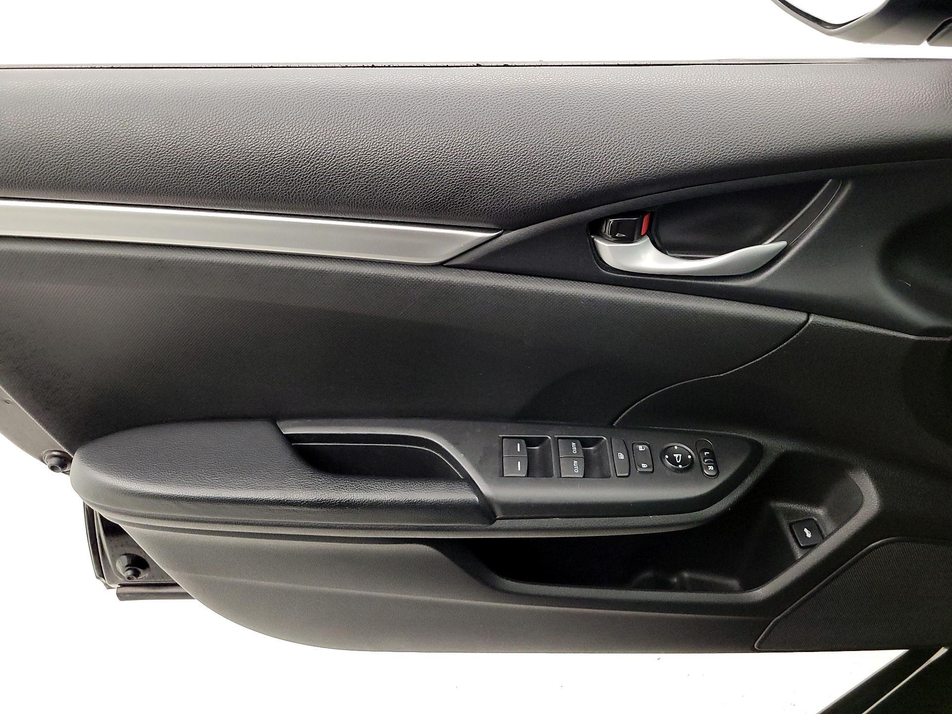 Thumbnail: 2020 Honda Civic - 12