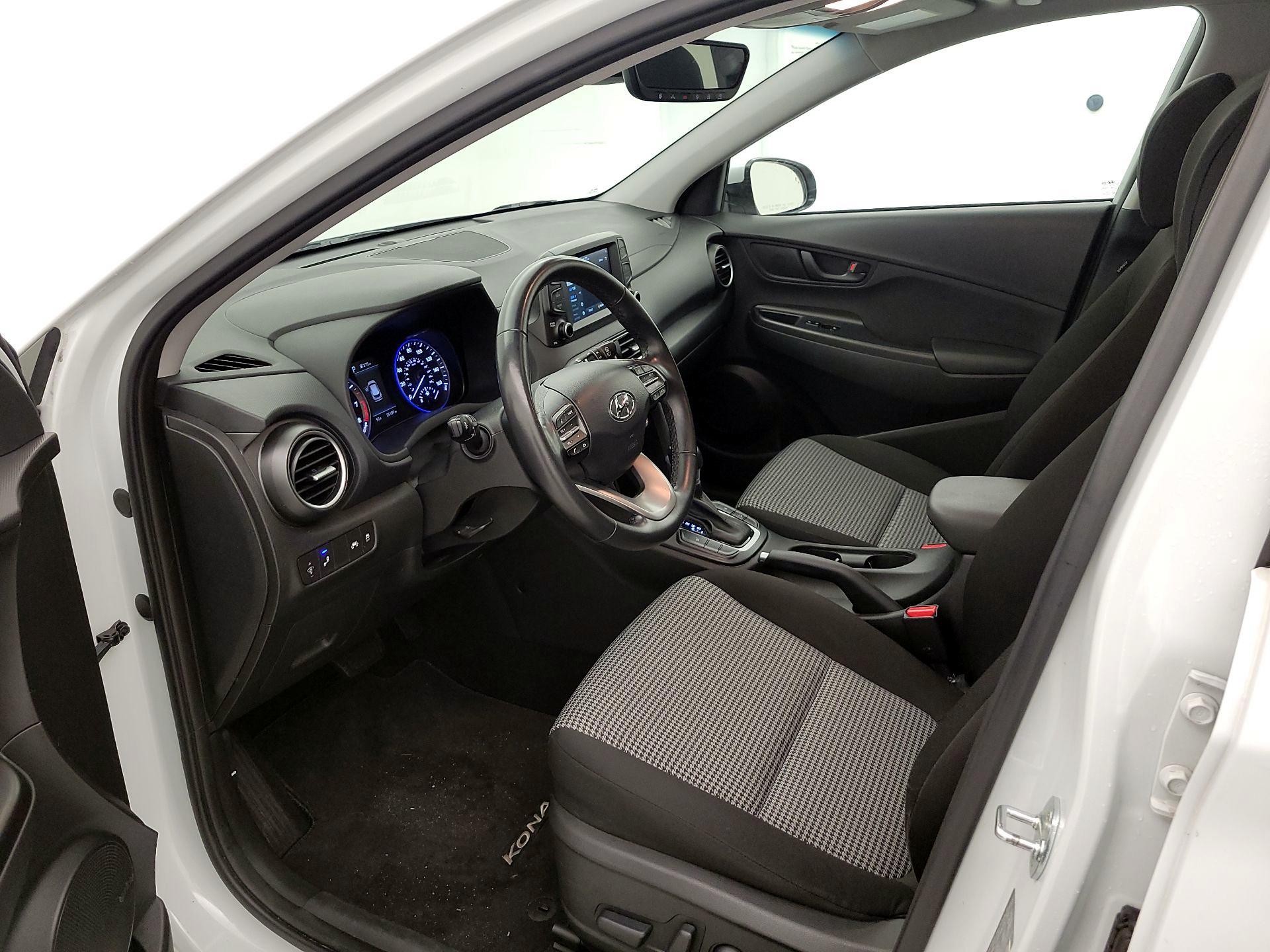 Thumbnail: 2020 Hyundai Kona - 11