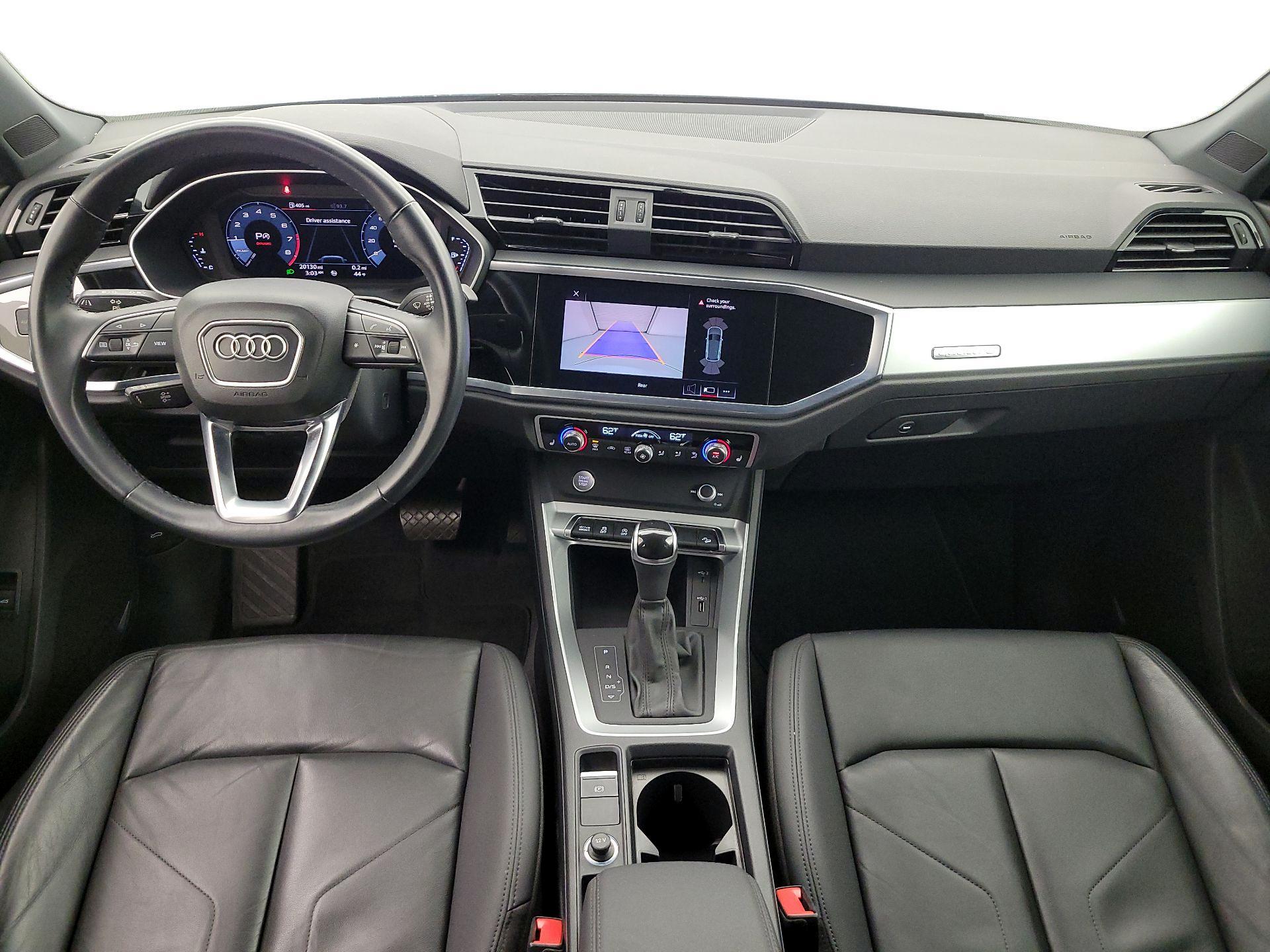 Thumbnail: 2020 Audi Q3 - 9