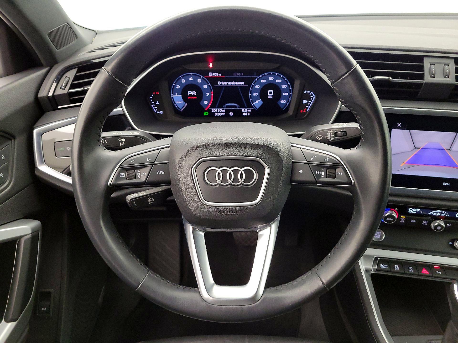 Thumbnail: 2020 Audi Q3 - 10