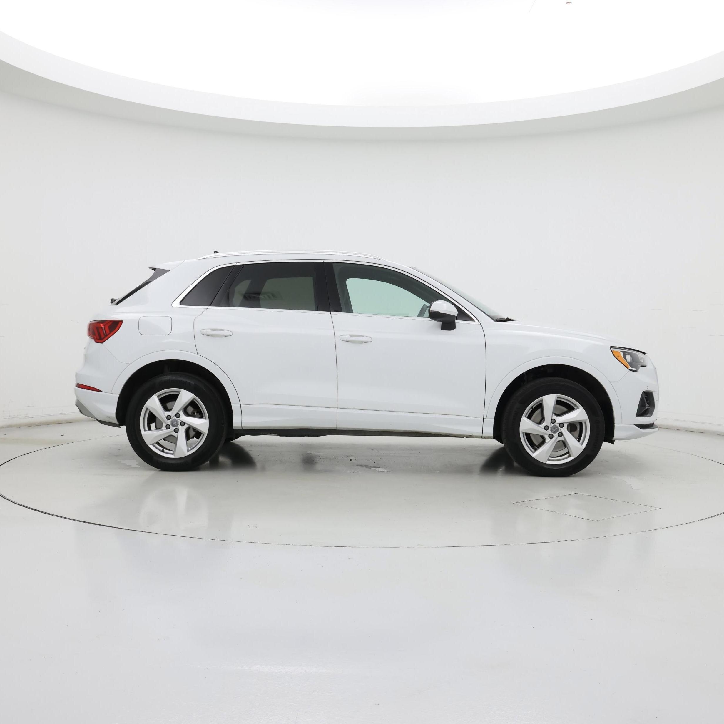 Thumbnail: 2020 Audi Q3 - 7