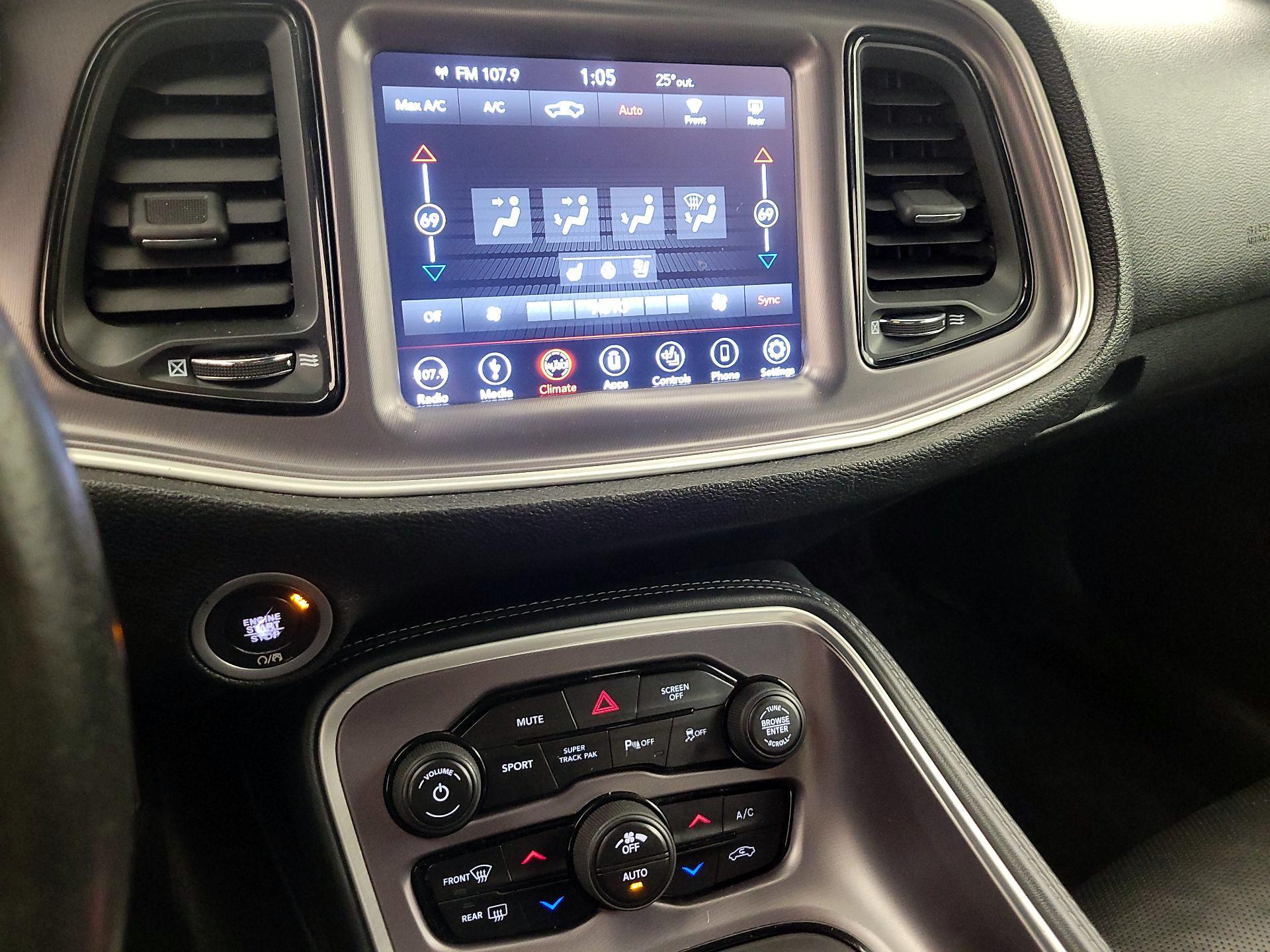 Thumbnail: 2018 Dodge Challenger - 16