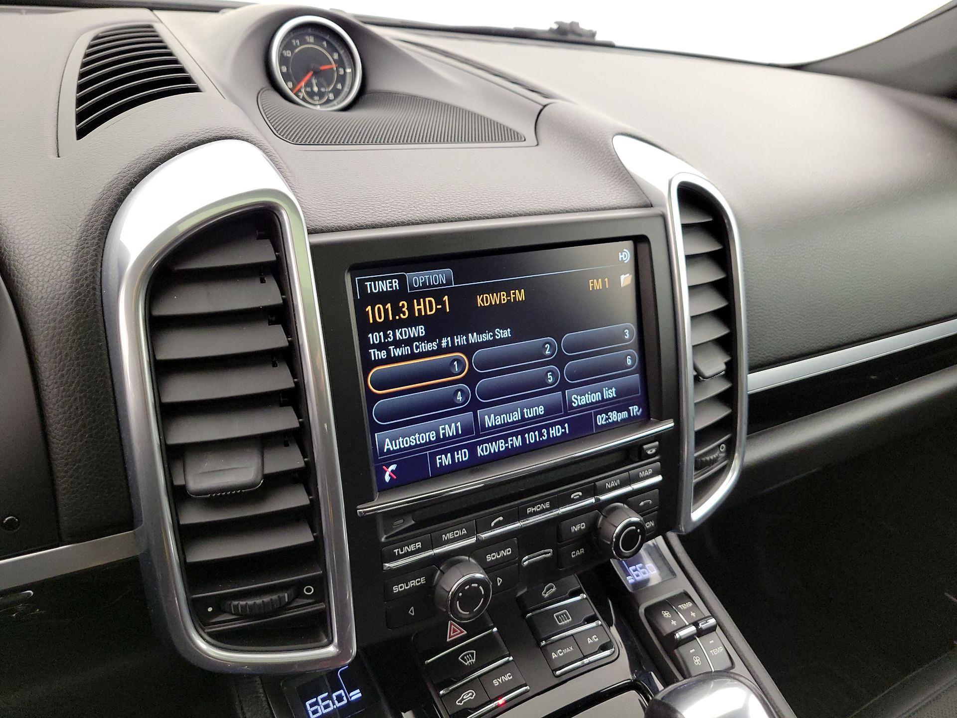 Thumbnail: 2016 Porsche Cayenne - 15