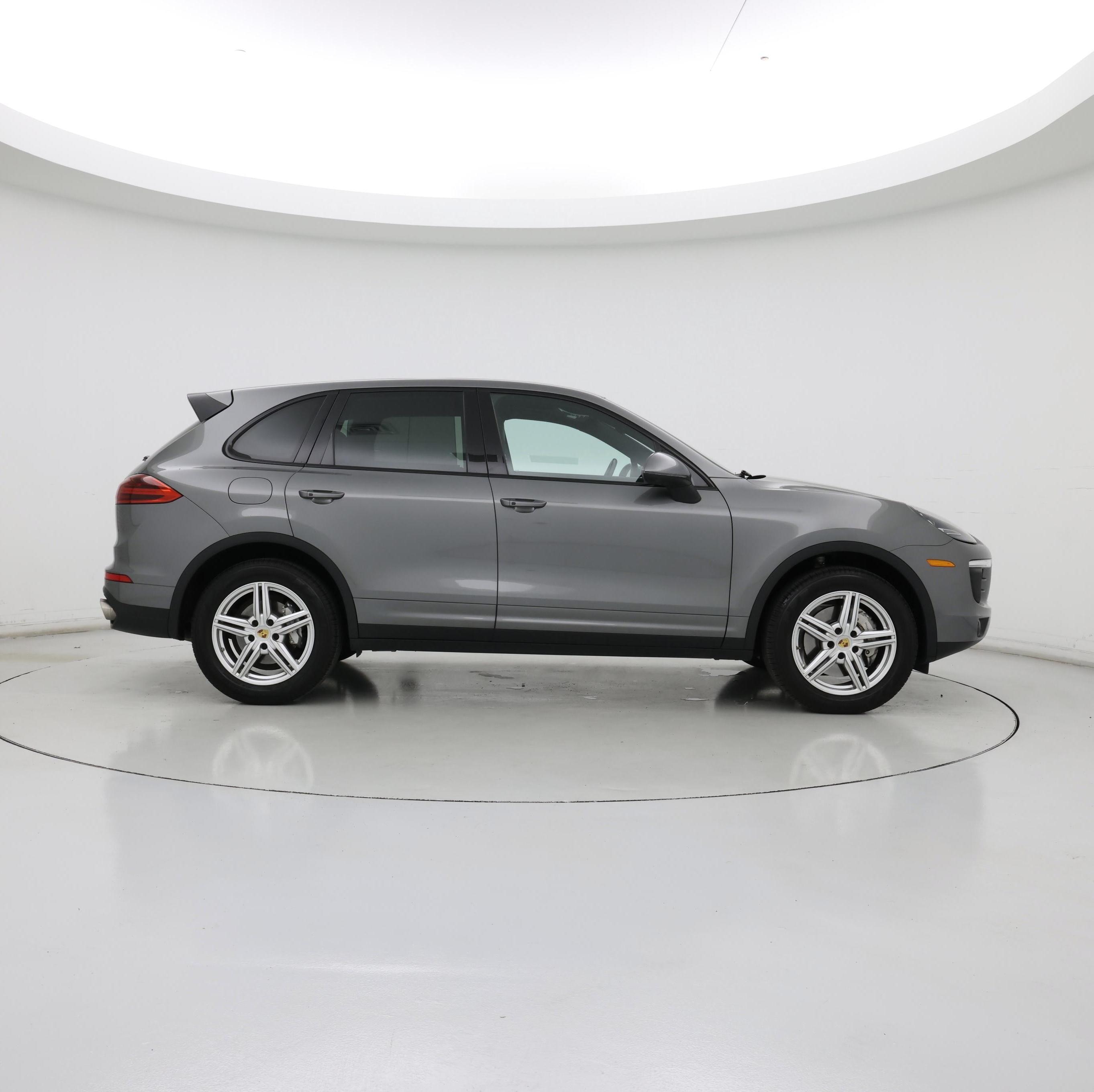Thumbnail: 2016 Porsche Cayenne - 7