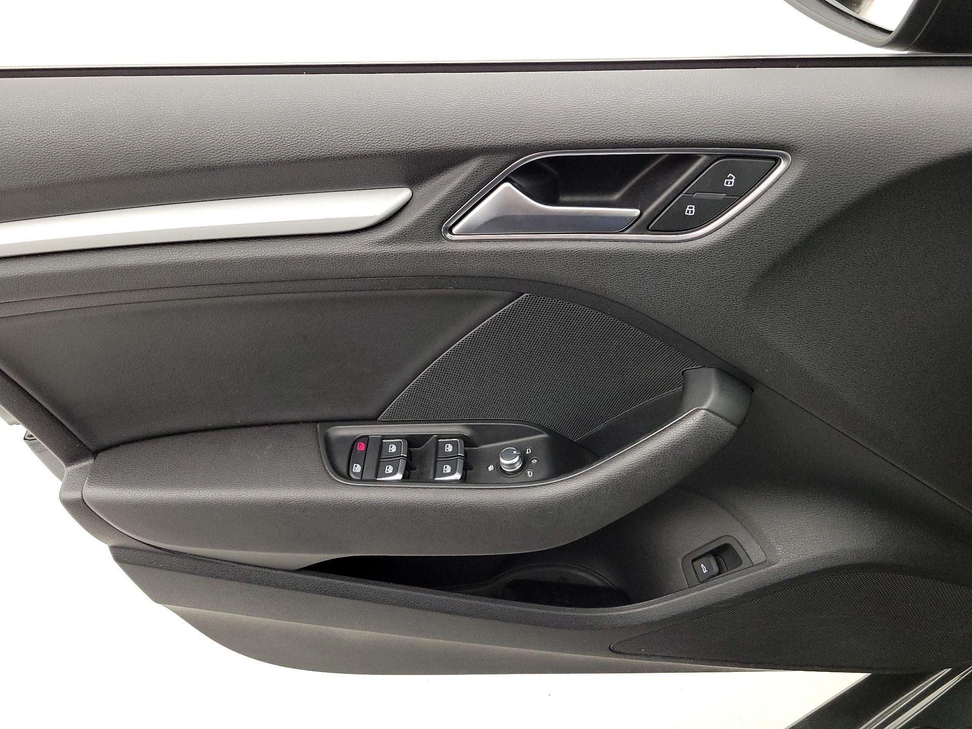 Thumbnail: 2017 Audi A3 - 12