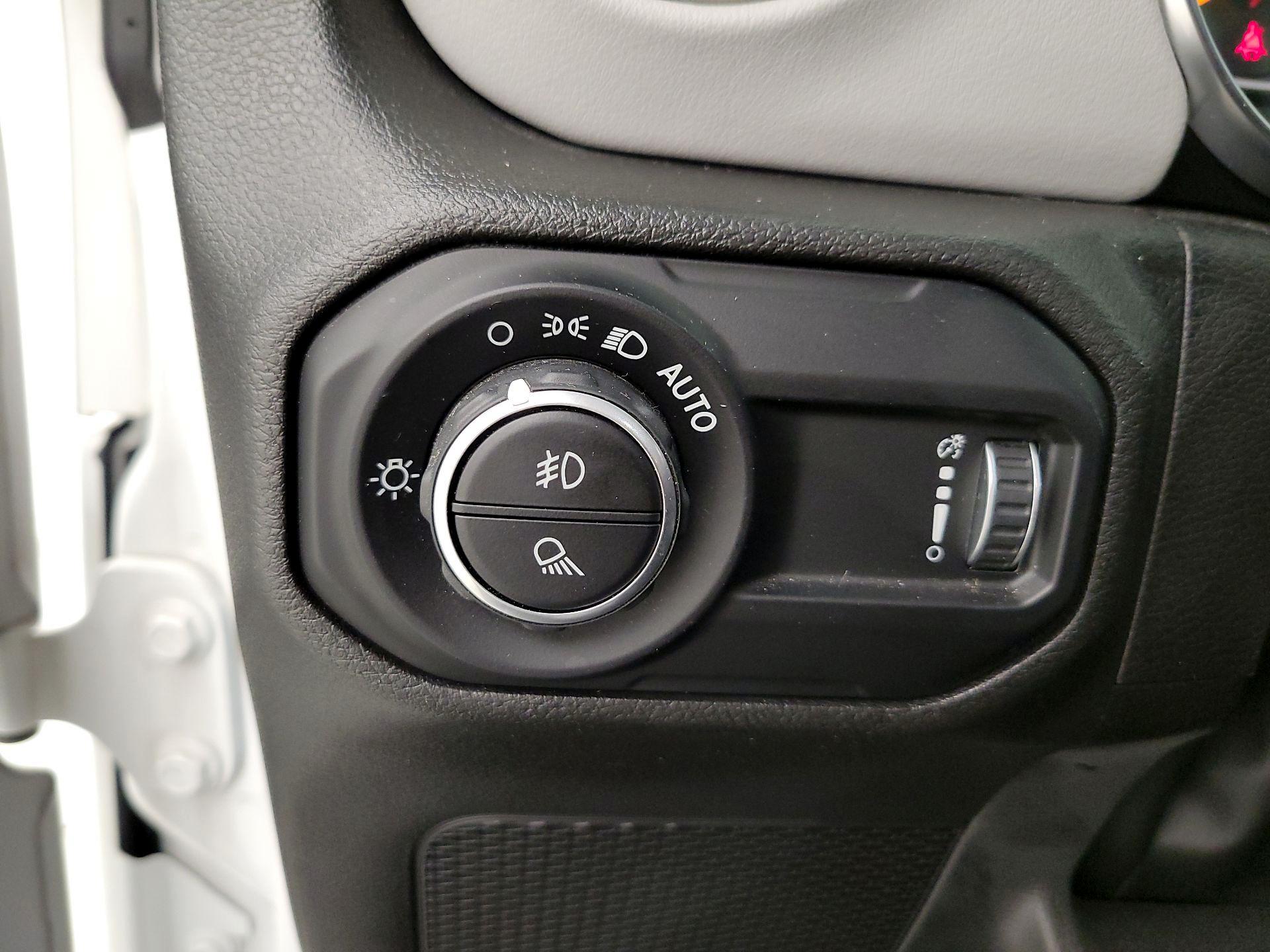 Thumbnail: 2023 Jeep Gladiator - 13