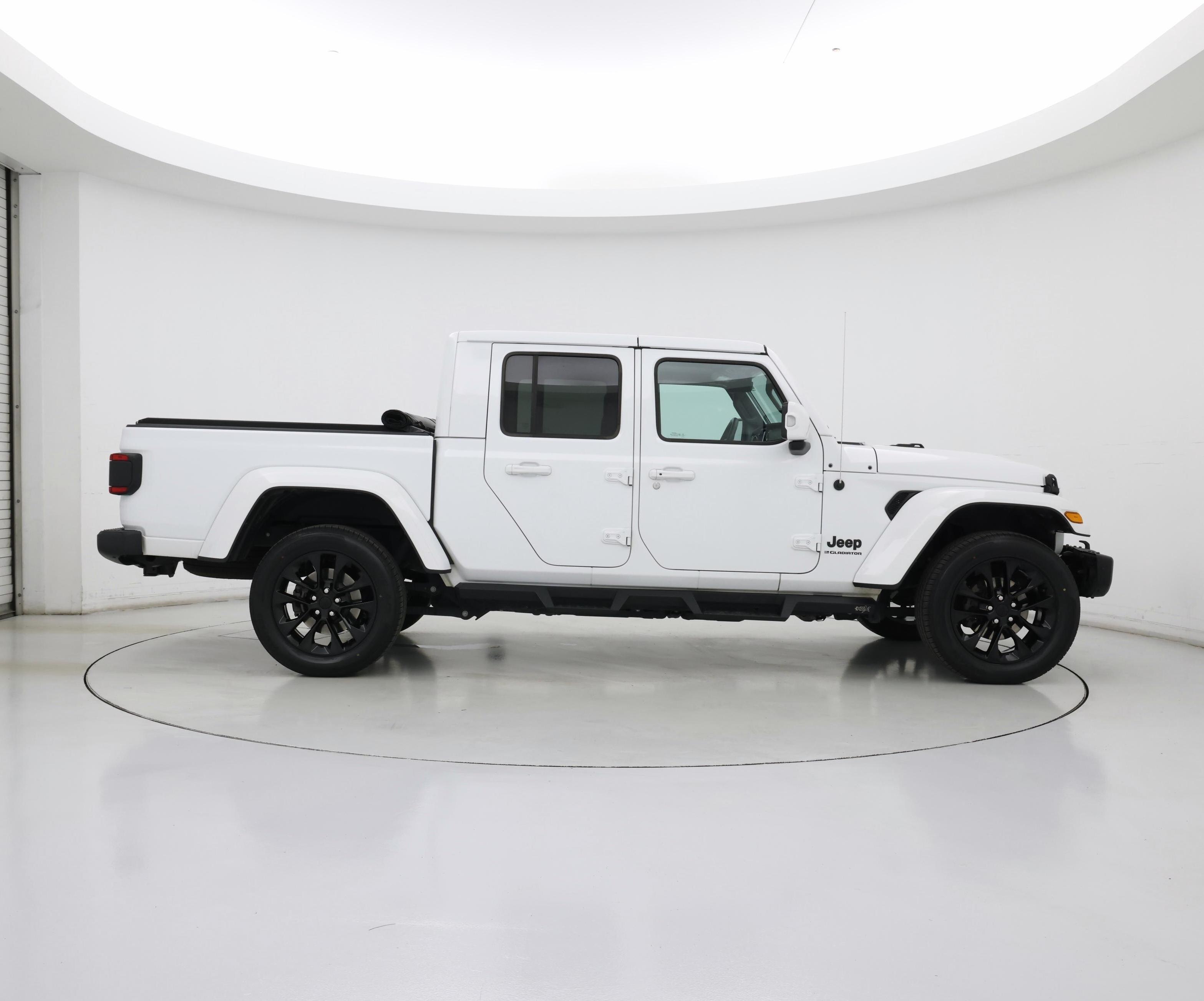 Thumbnail: 2023 Jeep Gladiator - 7