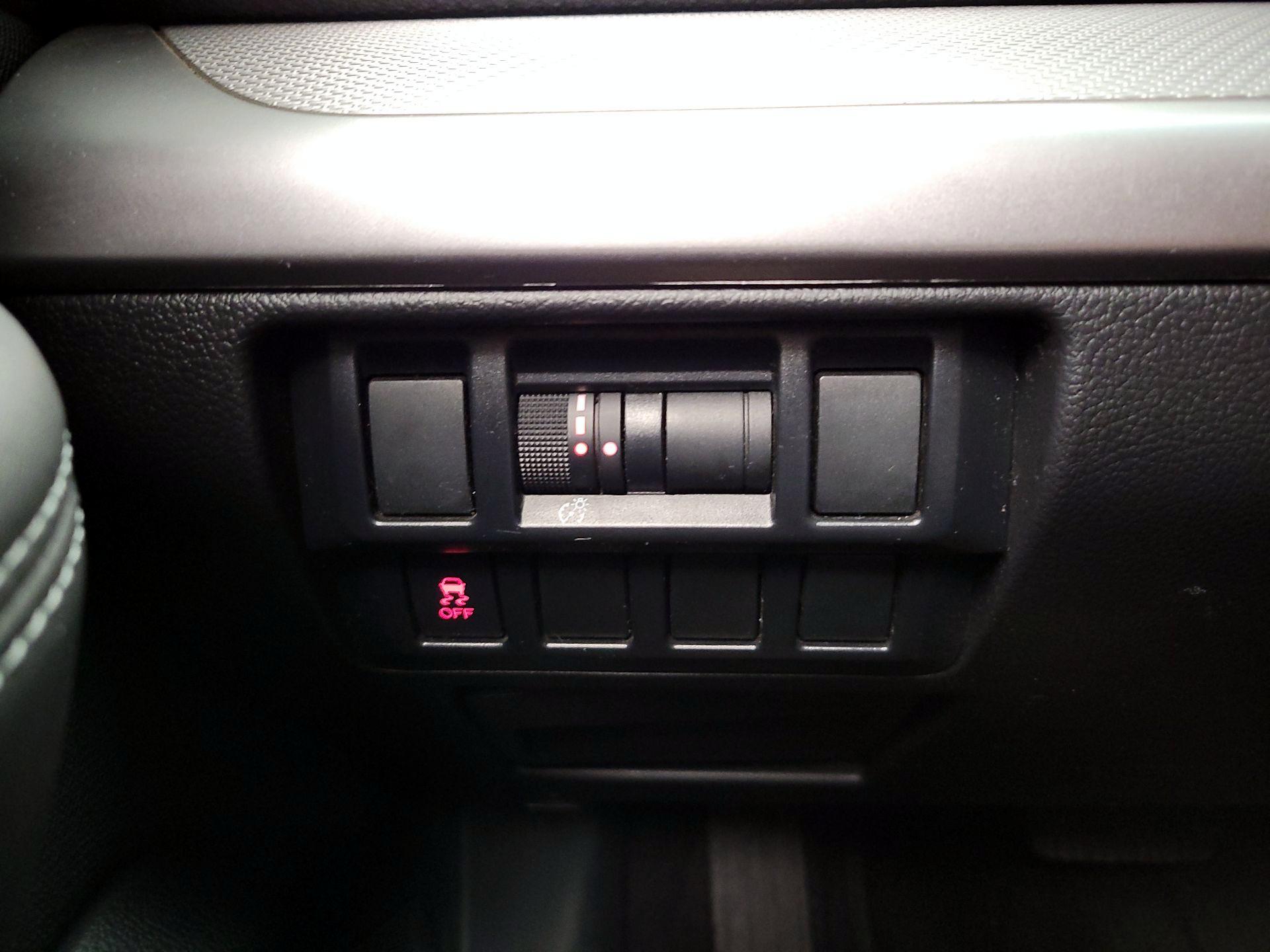 Thumbnail: 2015 Subaru Outback - 13