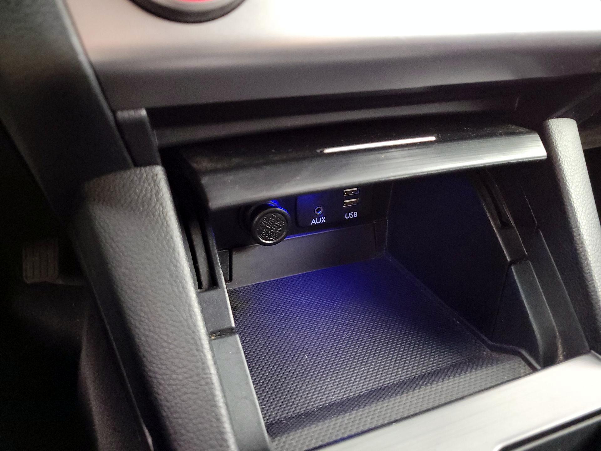 Thumbnail: 2015 Subaru Outback - 18