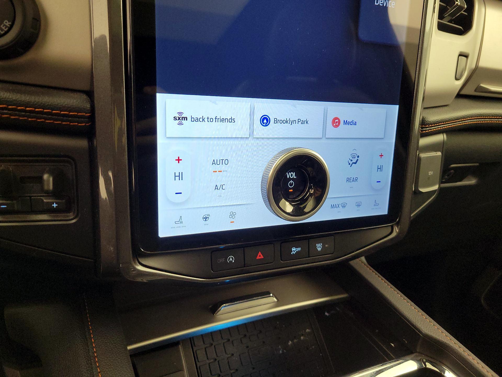 Thumbnail: 2024 Ford Expedition - 17