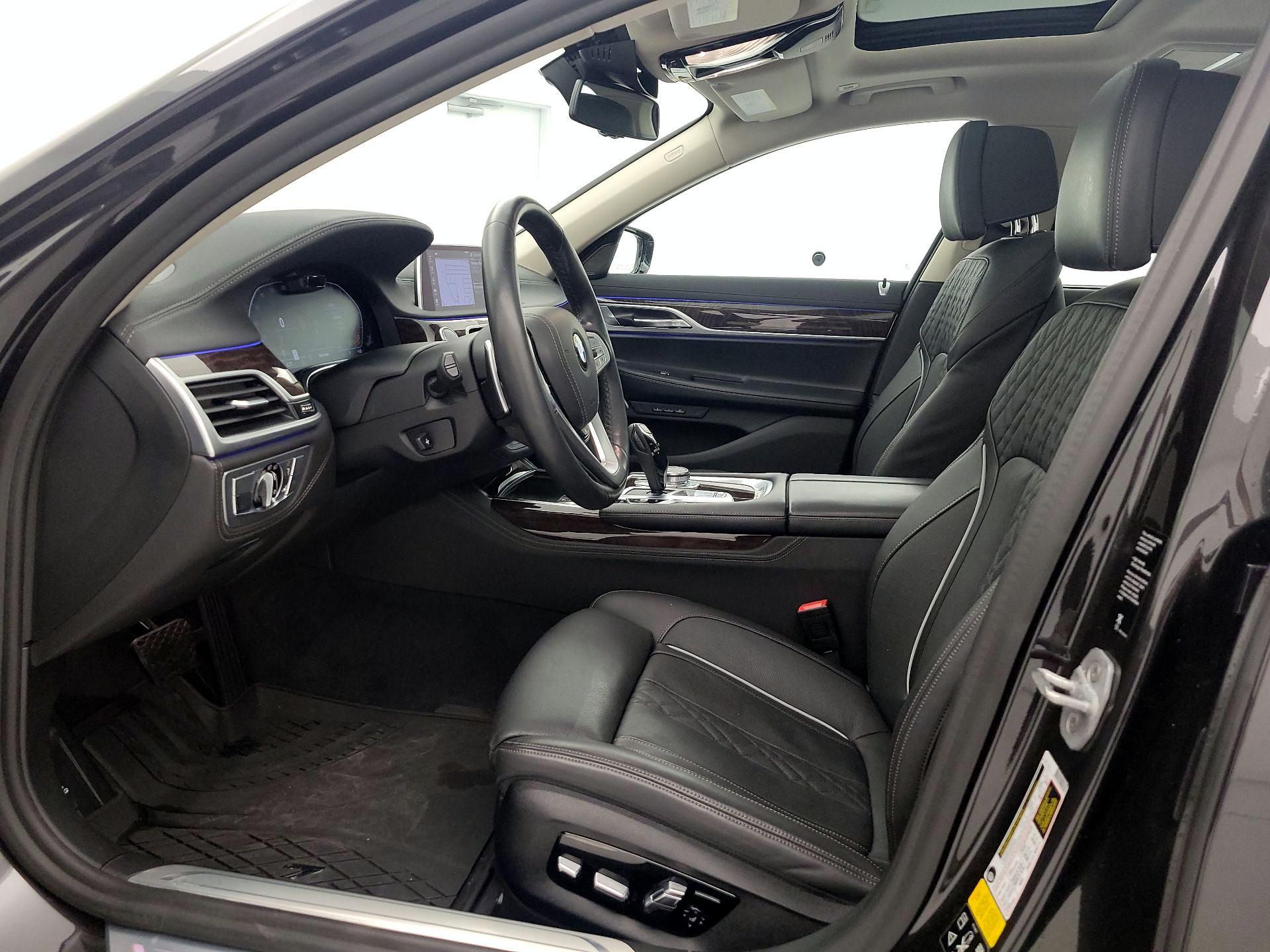 Thumbnail: 2021 BMW 7 Series - 11