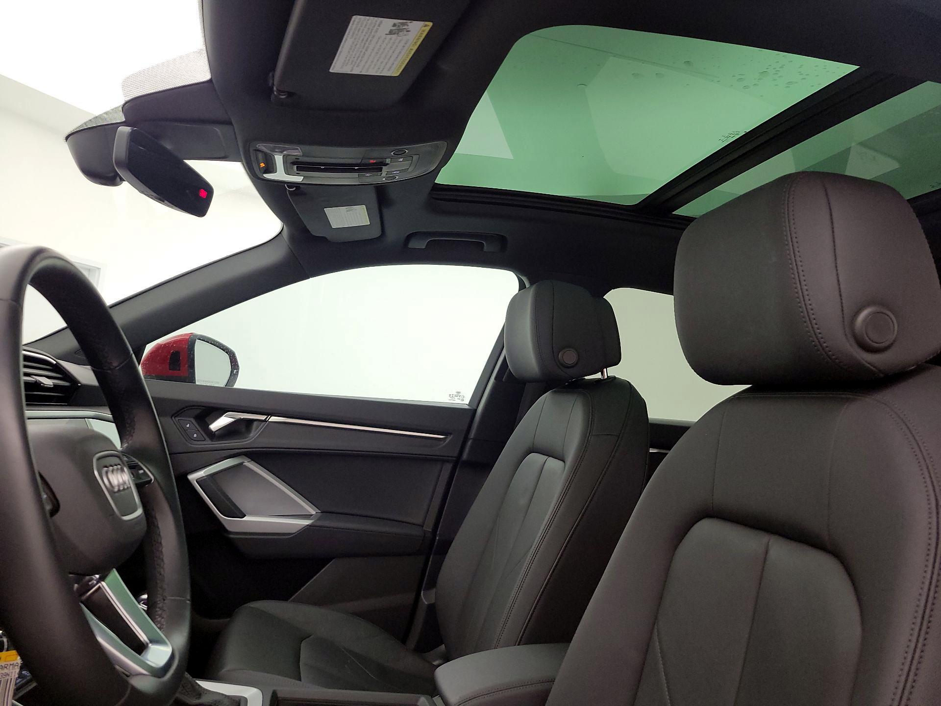 Thumbnail: 2022 Audi Q3 - 19