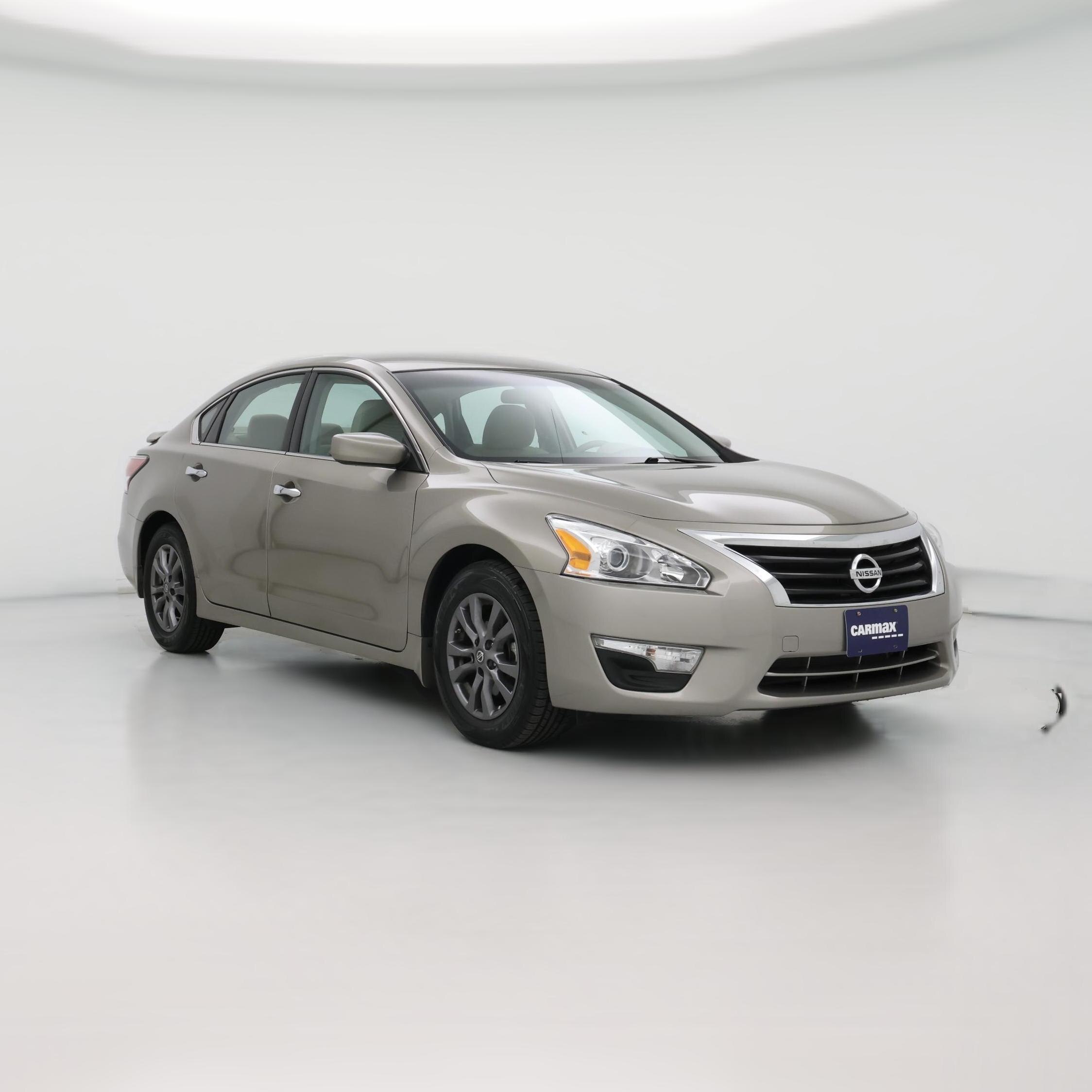 Thumbnail: 2015 Nissan Altima - 1
