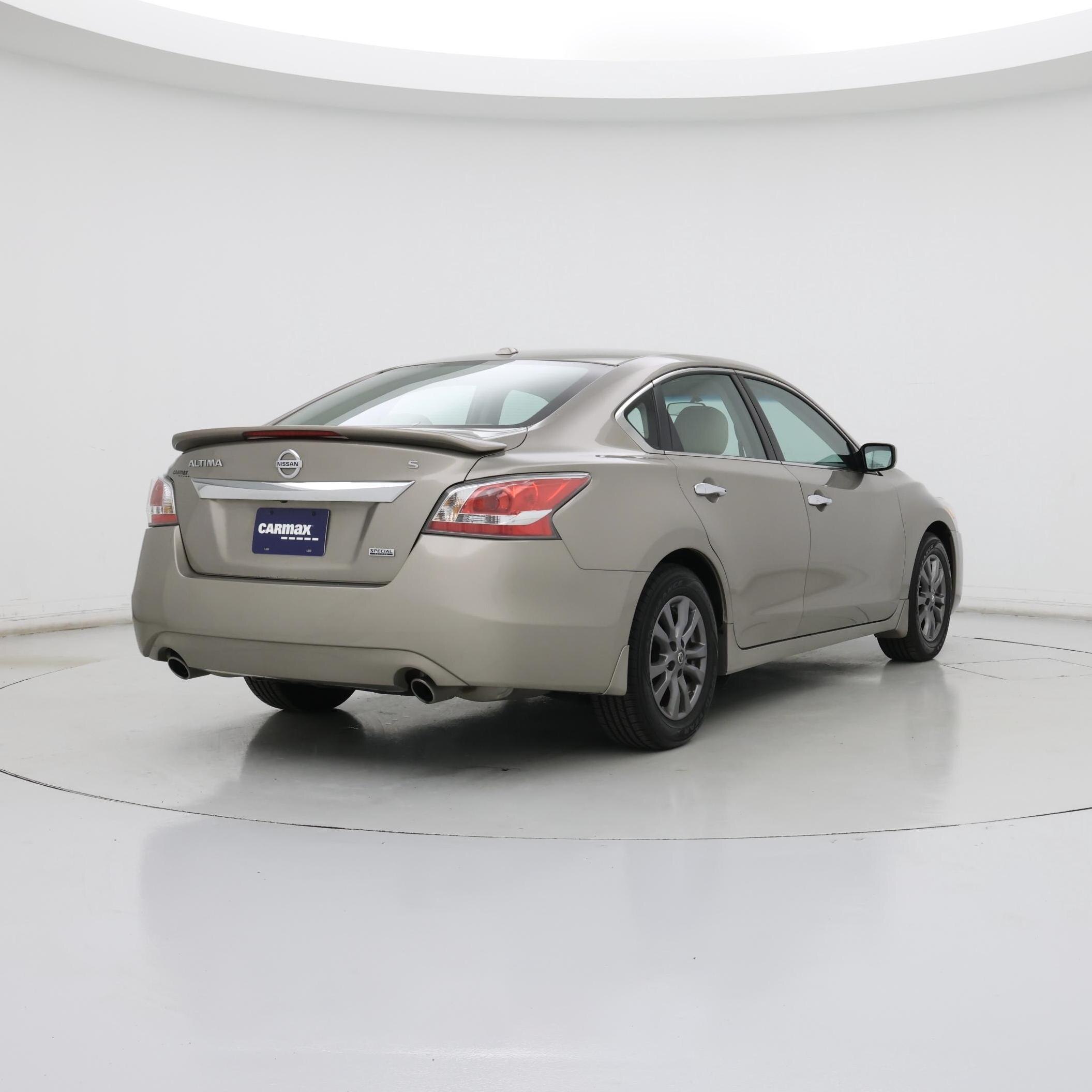 Thumbnail: 2015 Nissan Altima - 8