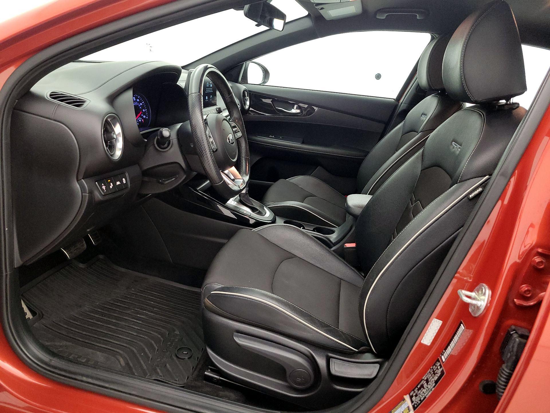 Thumbnail: 2020 Kia Forte - 11