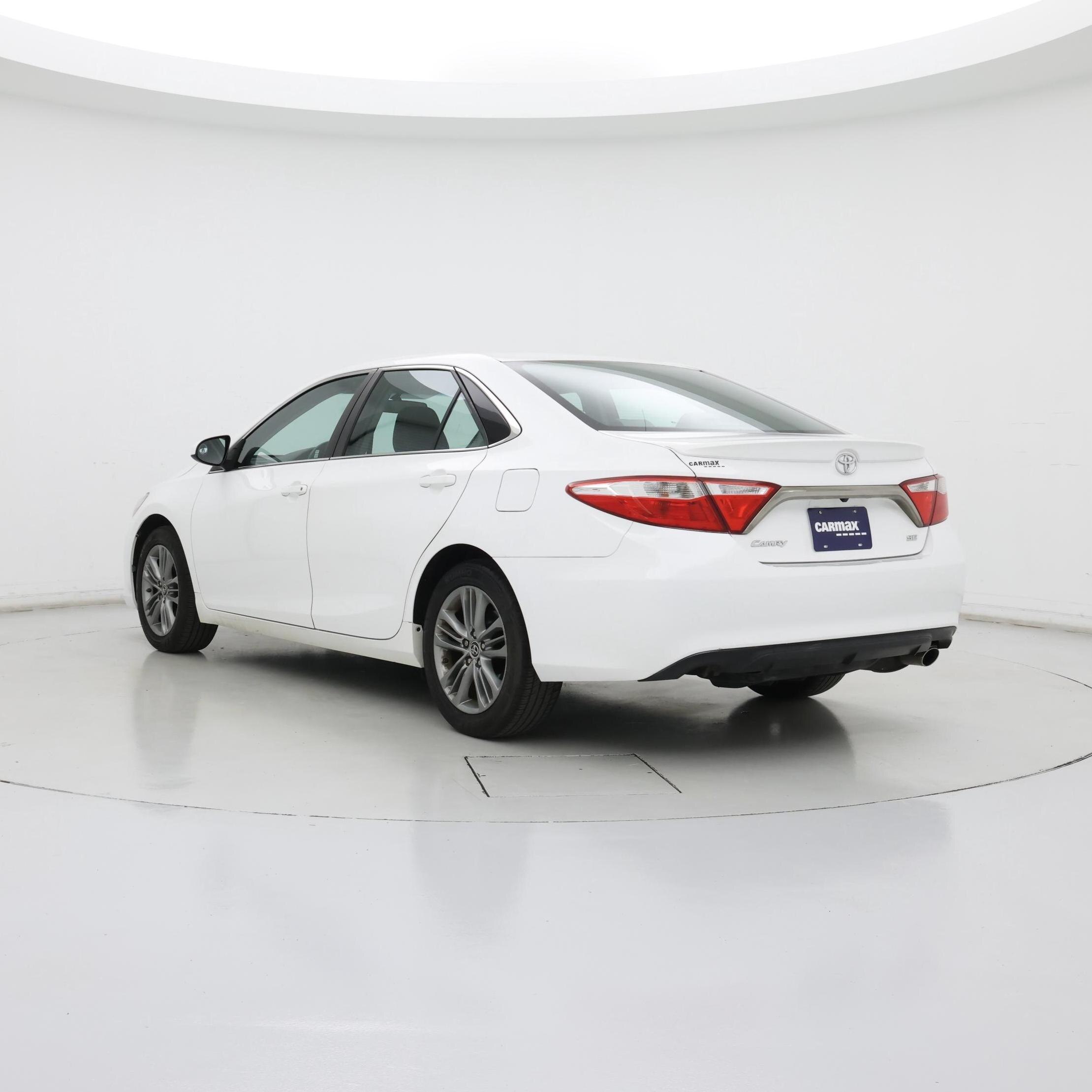 Thumbnail: 2015 Toyota Camry - 2