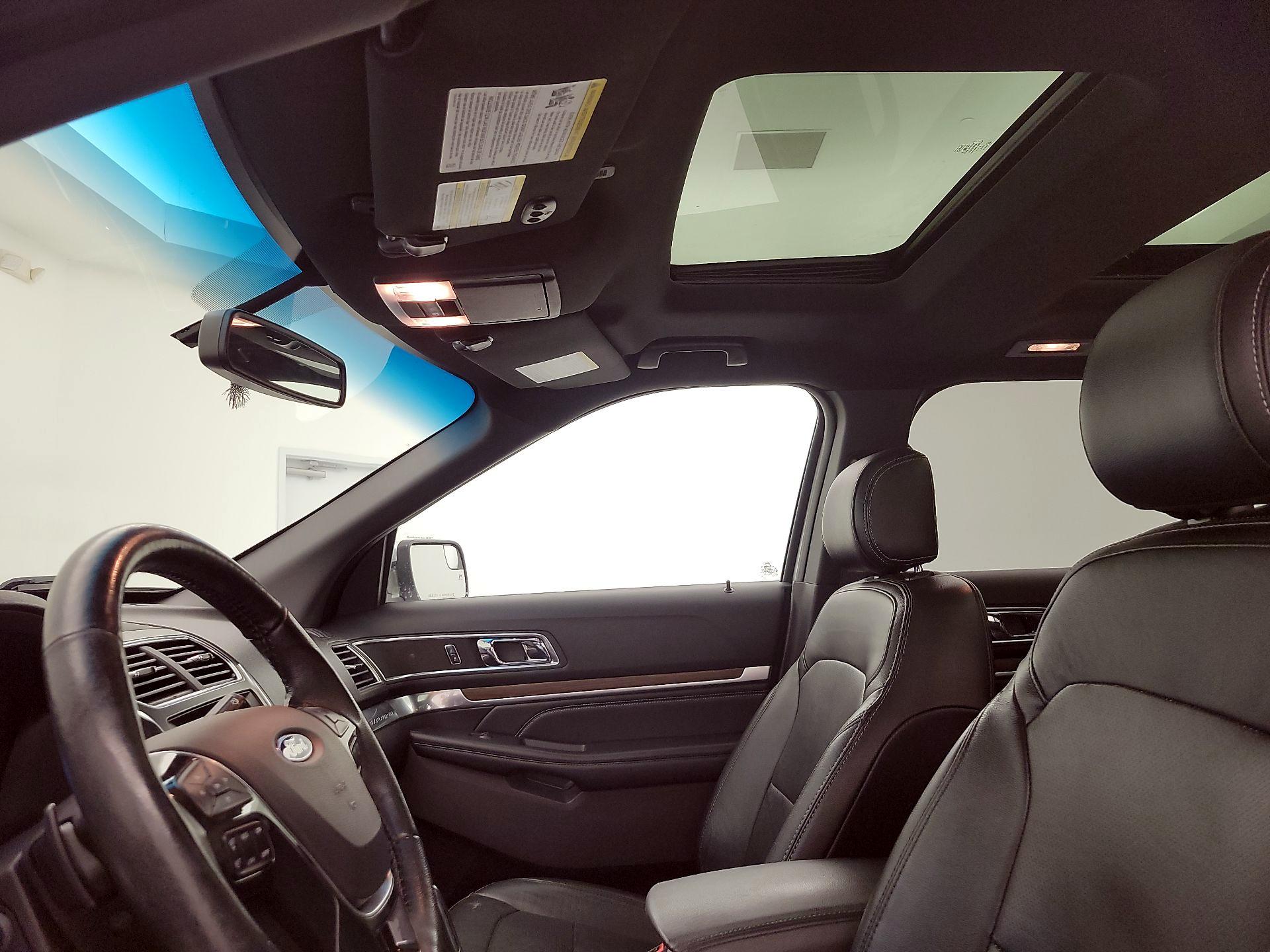 Thumbnail: 2017 Ford Explorer - 20