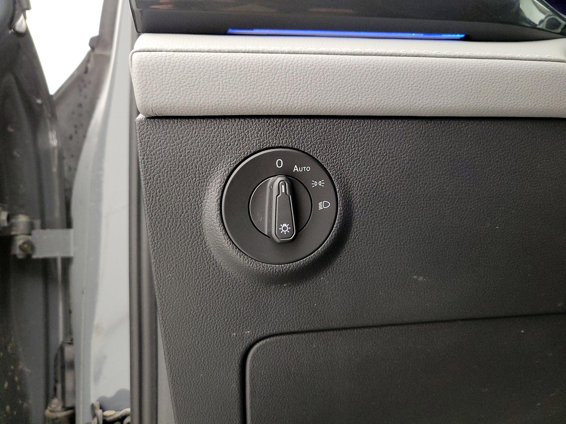 Thumbnail: 2022 Volkswagen Taos - 13