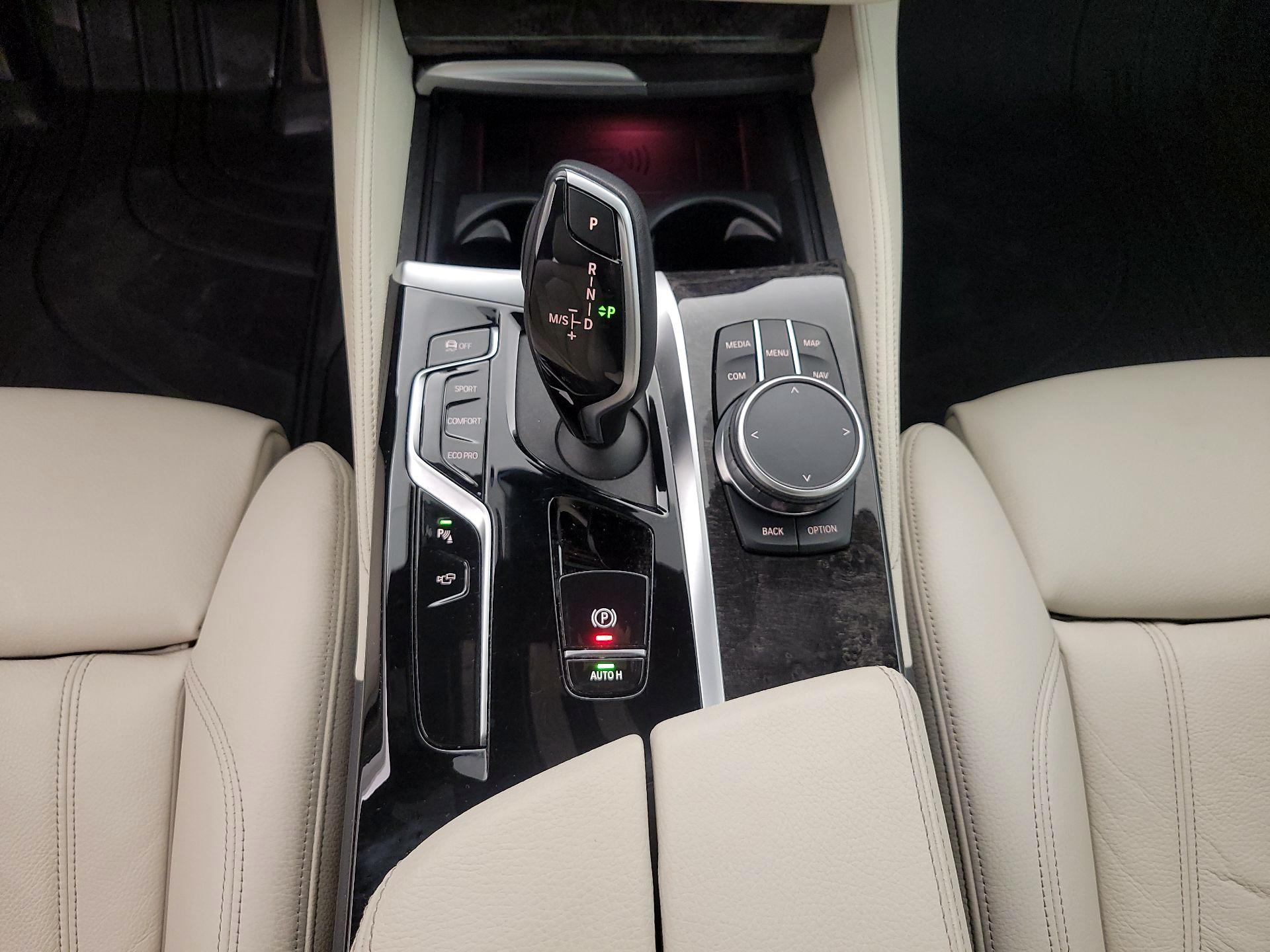 Thumbnail: 2021 BMW 5 Series - 18