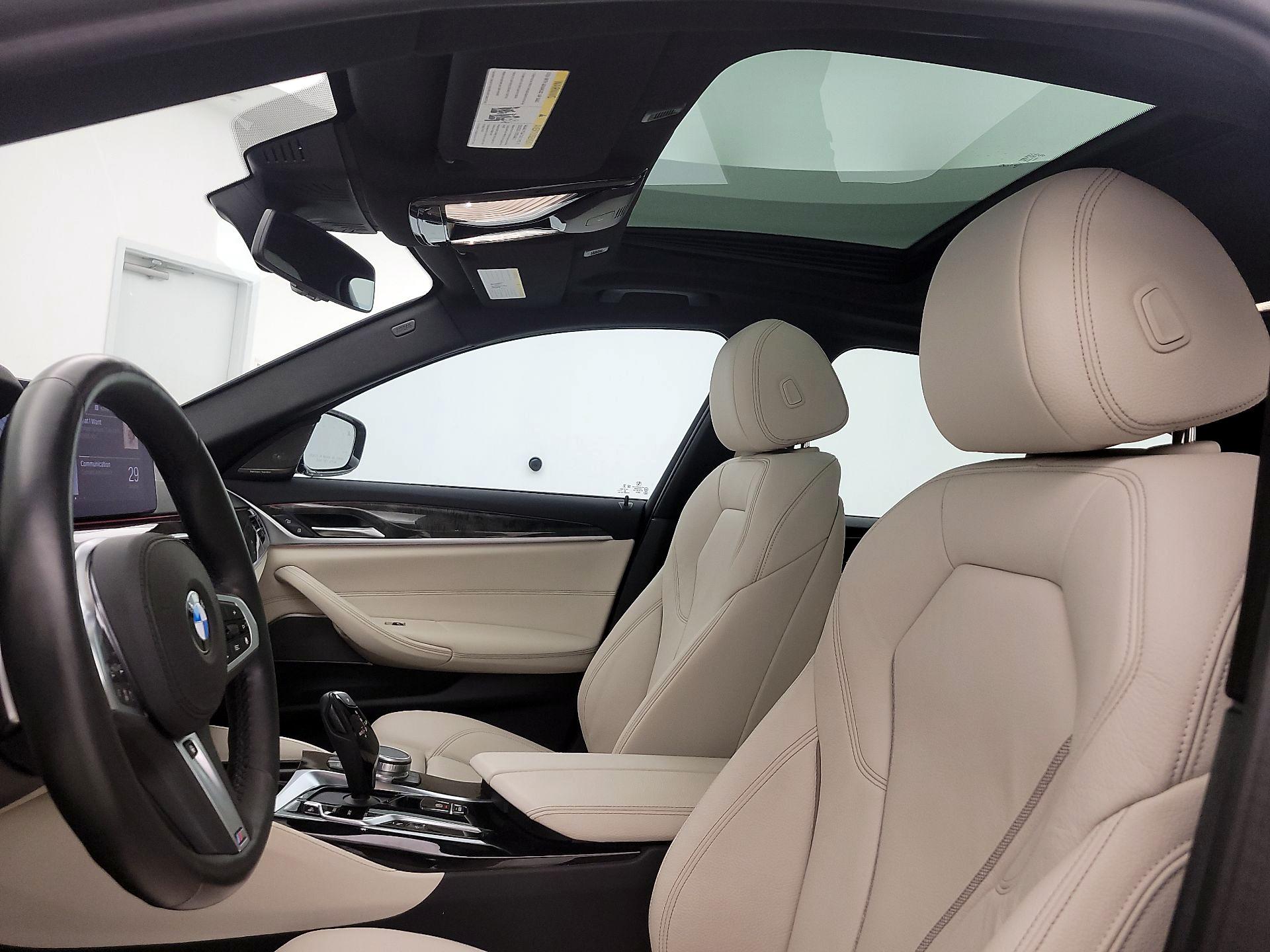 Thumbnail: 2021 BMW 5 Series - 20